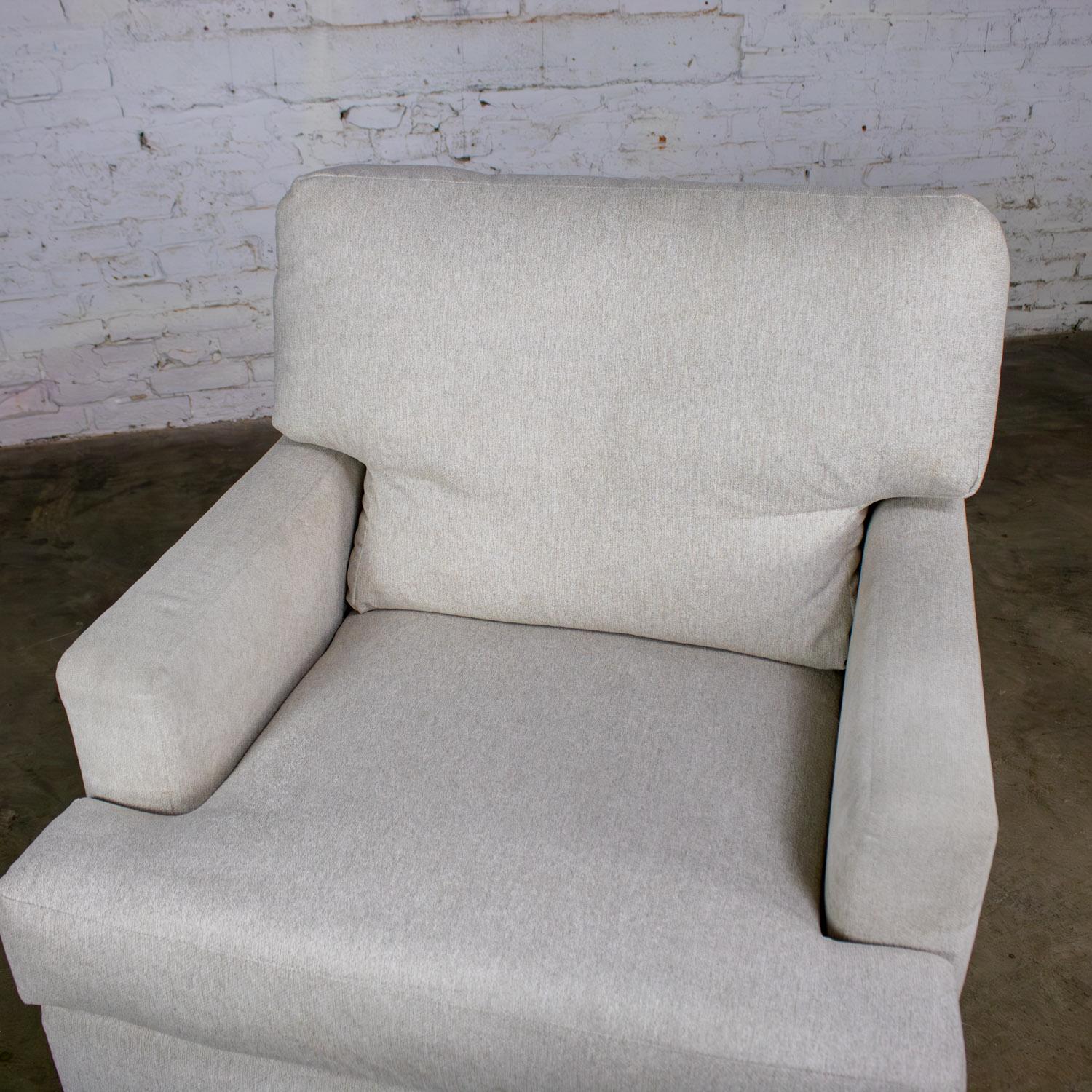 Moderner Lloyd Club- oder Akzentstuhl von Flexsteel, gepolstert mit beigem Tweed-Stoff im Angebot 10
