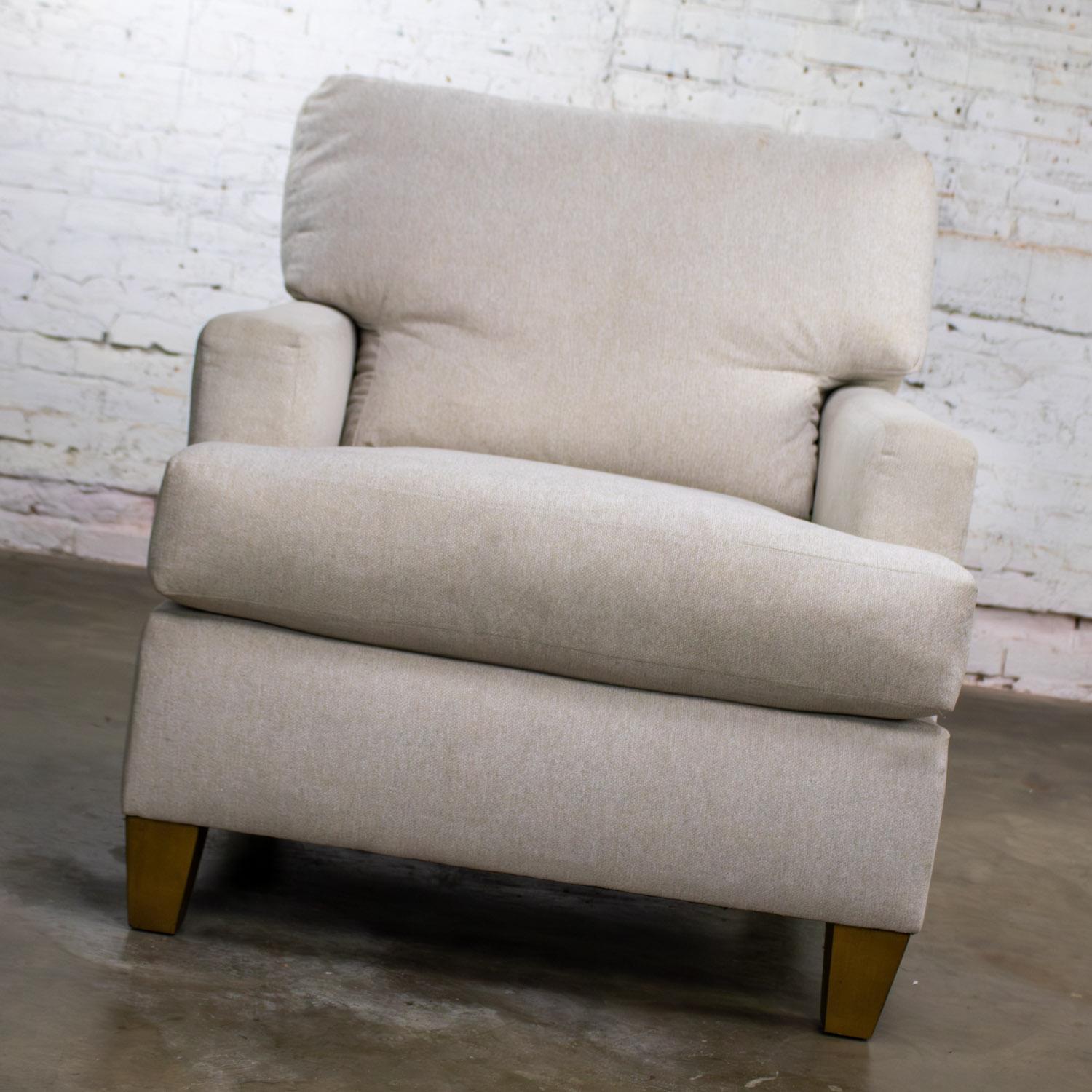 Moderner Lloyd Club- oder Akzentstuhl von Flexsteel, gepolstert mit beigem Tweed-Stoff (amerikanisch) im Angebot