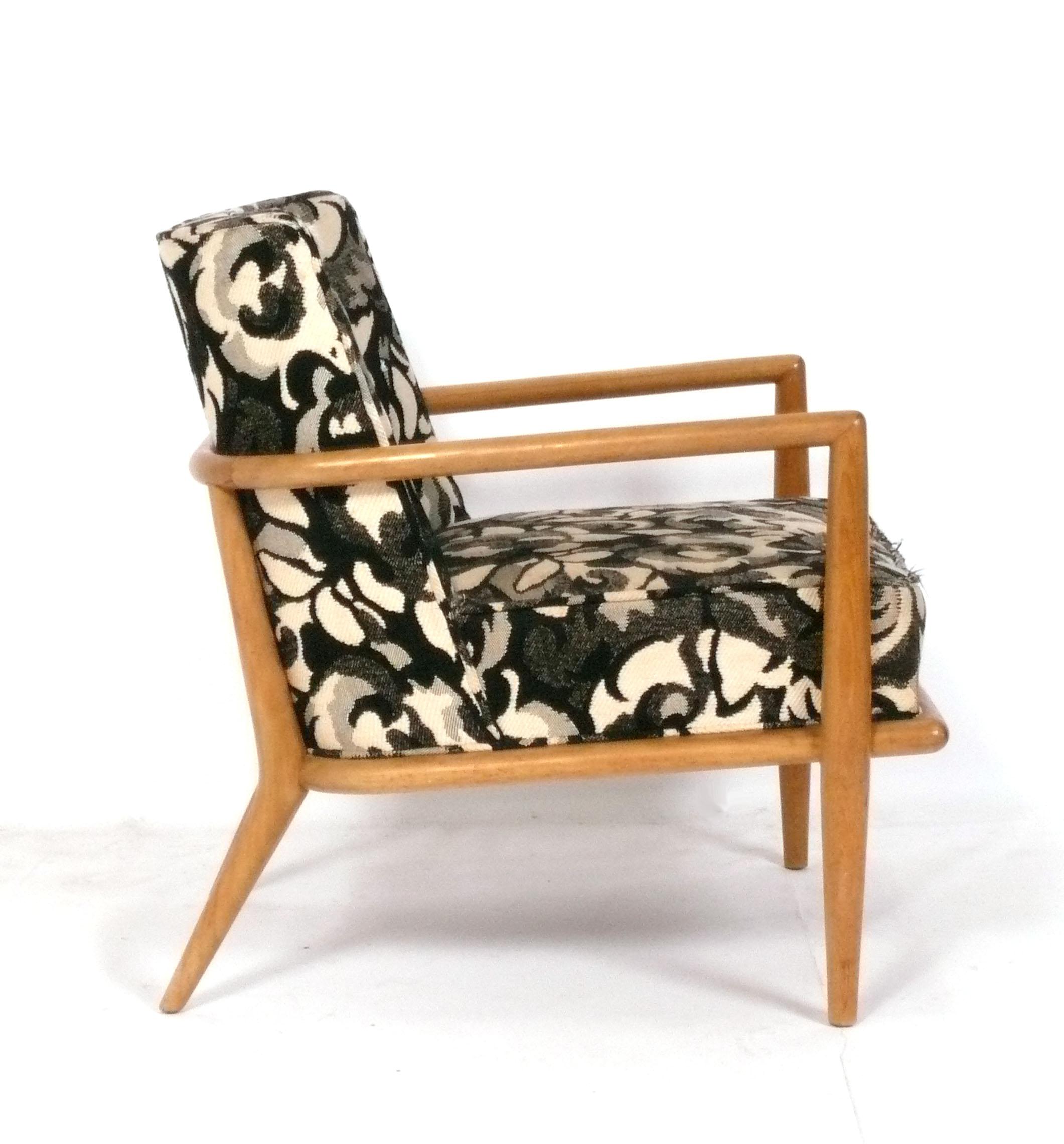Silla de salón moderna, diseñada por T.H. Robsjohn Gibbings para Widdicomb, hacia 1950. Esta pieza está siendo repintada y retapizada. El precio indicado en el anuncio incluye el repintado en el color que elijas y el retapizado en la tela que
