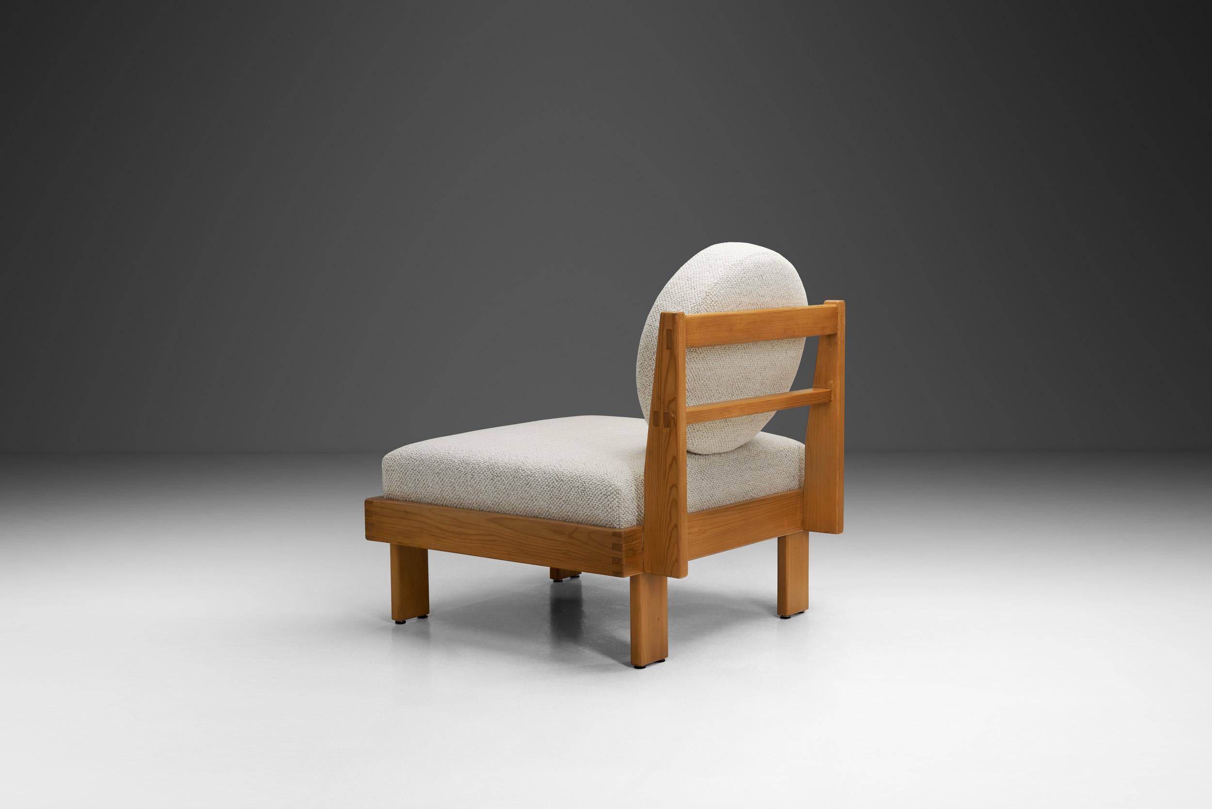 Mid-Century Modern Chaise longue moderne avec tapisserie en bouclette, Europe, milieu du 20e siècle en vente