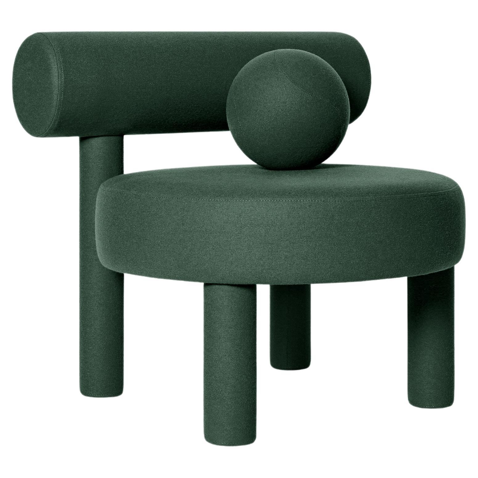 Moderner niedriger Stuhl „Gropius CS1“ von Noom, Dunkelgrün