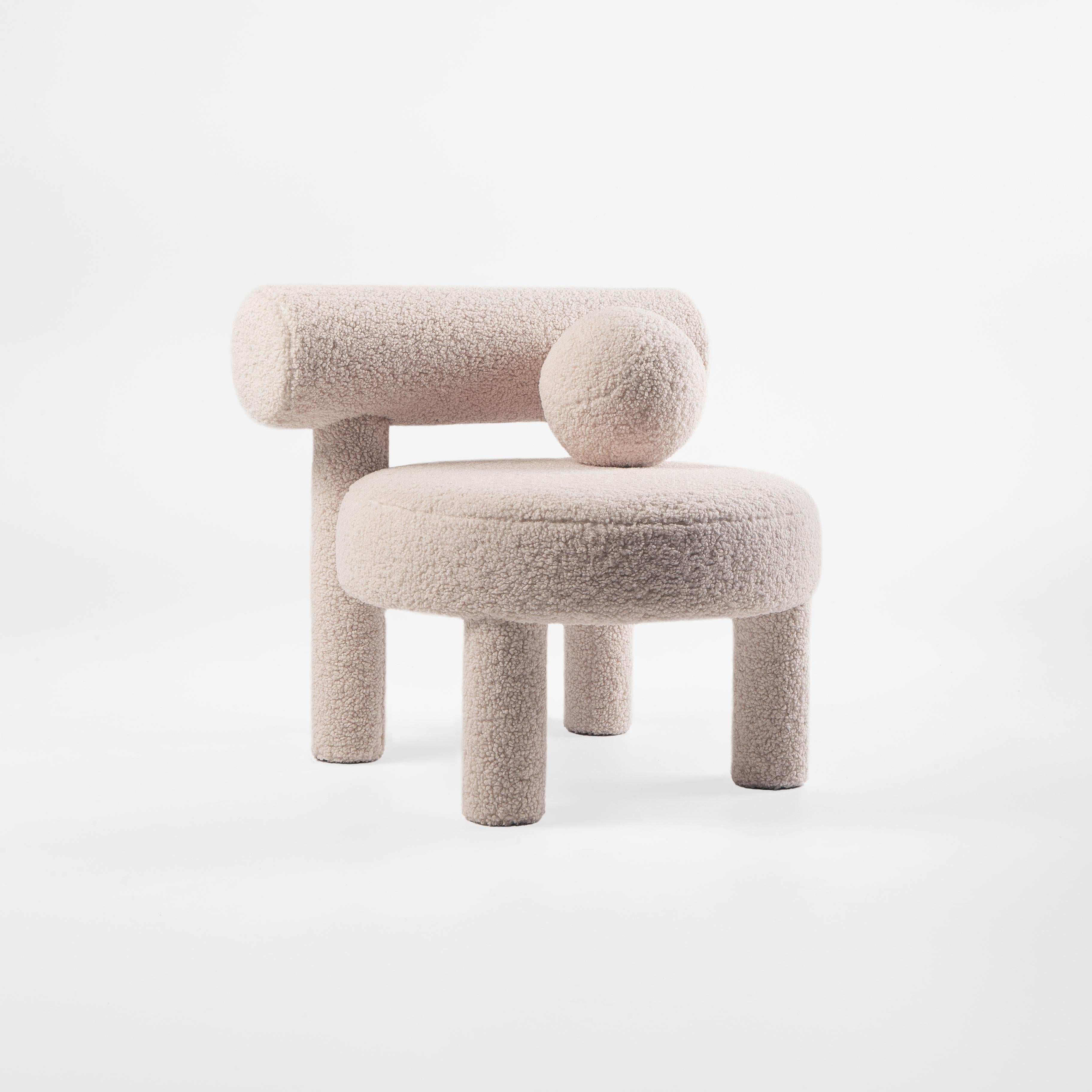 Chaise basse Gropius CS1 avec pouf en fausse peau de mouton par NOOM en vente 5