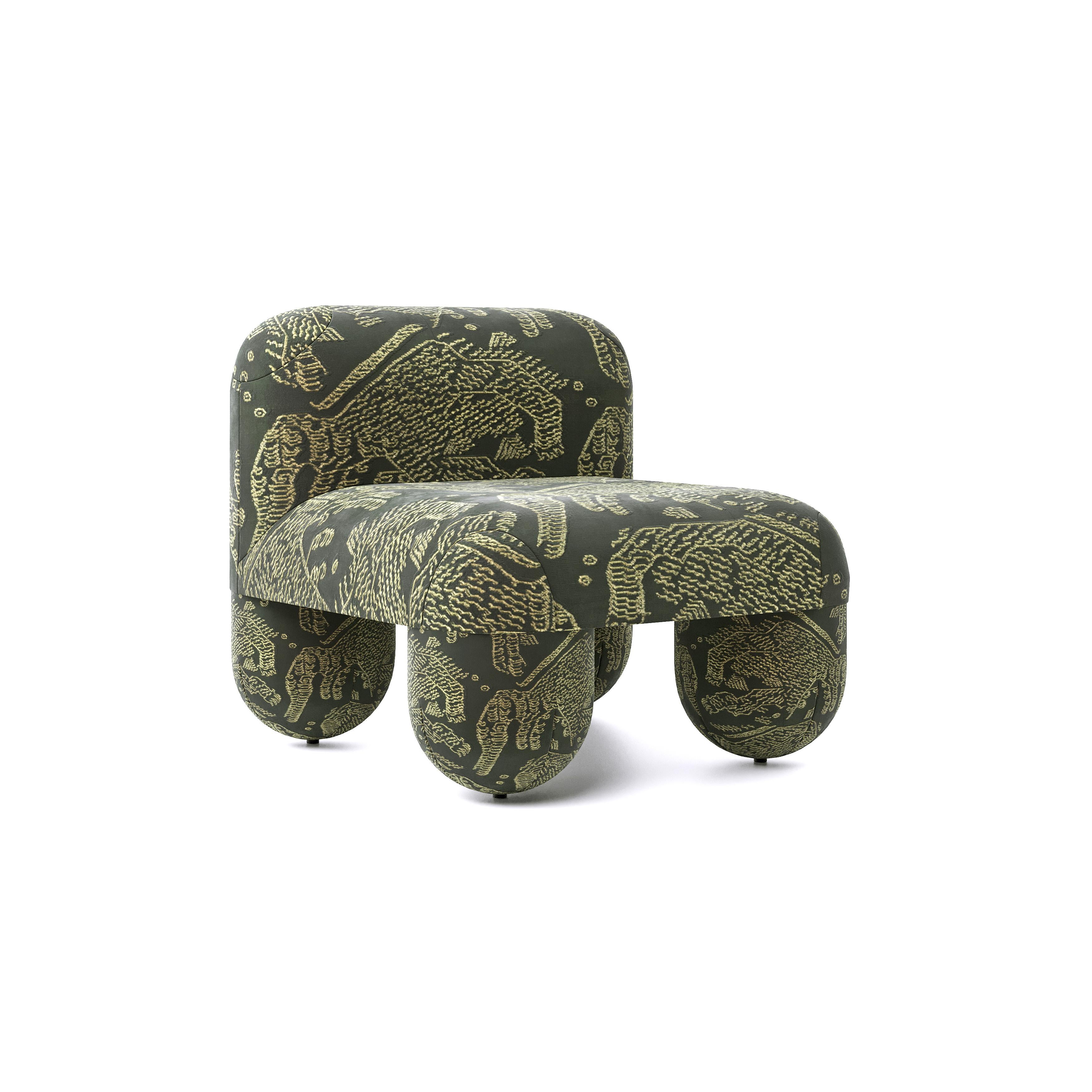 Ukrainien Chaise basse moderne Hello en velours jacquard fauve Dedar Tiger Mountain de Noom en vente