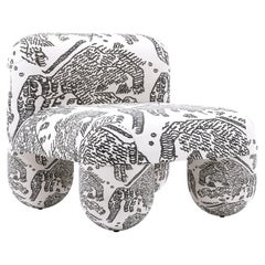 Moderner niedriger Stuhl Hello aus Dedar Tiger Mountain Graphit-Jacquard-Samt von Noom