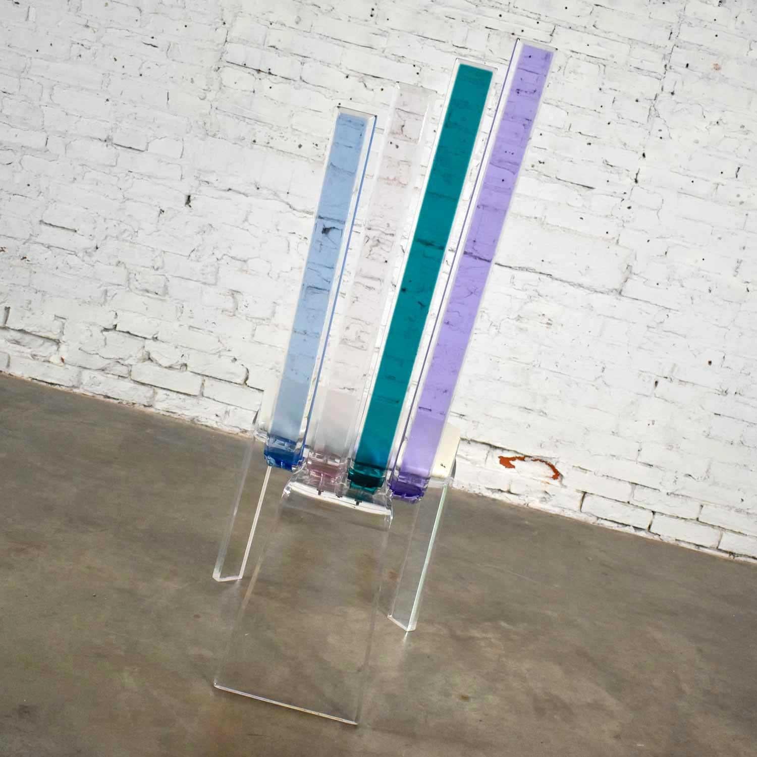 Modern Lucite Chair Rainbow Graduated Back Slats Attr Shlomi Haziza for H Studio In Good Condition For Sale In Topeka, KS