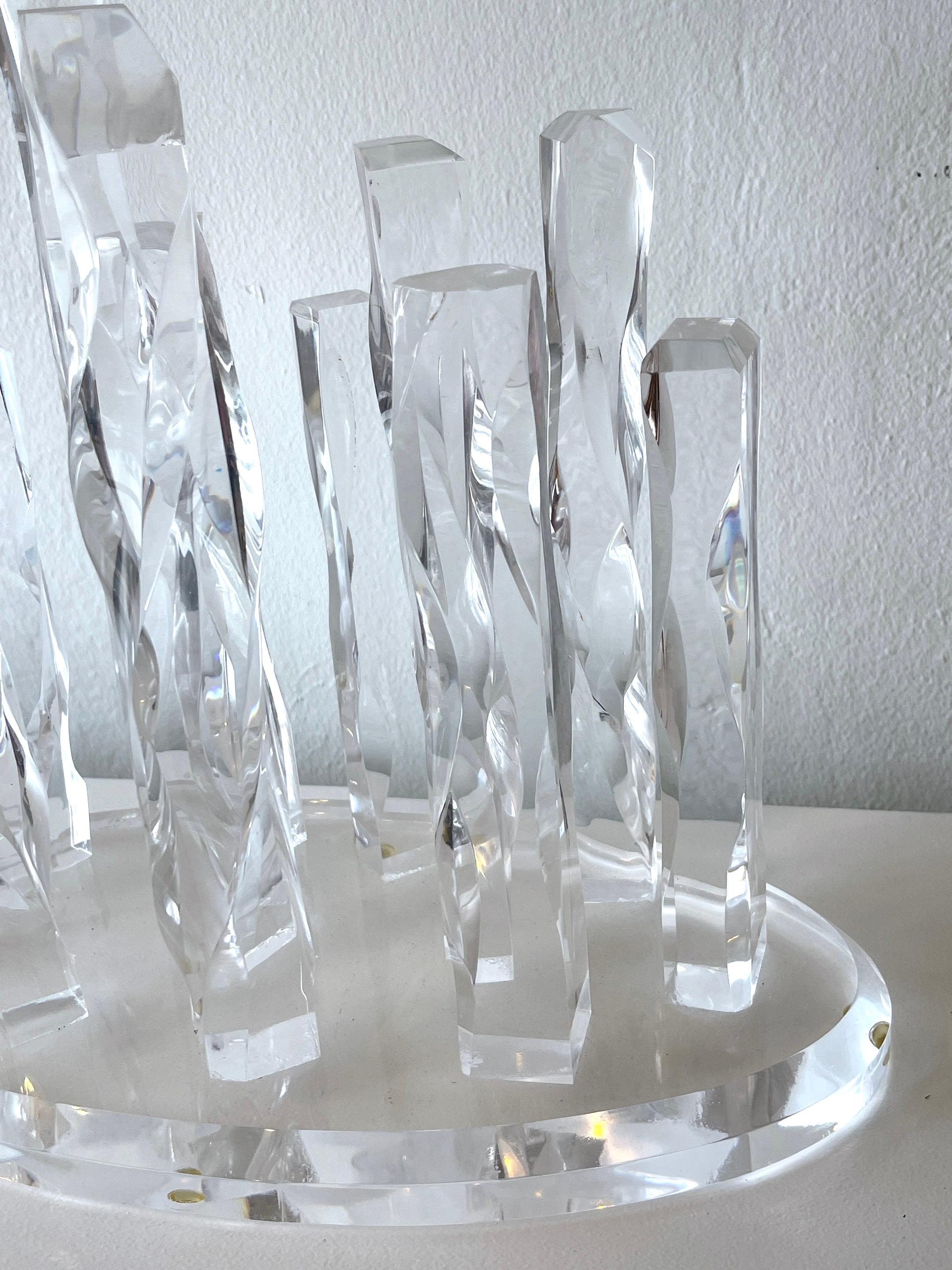 Americano Scultura moderna in lucite 'Cityscape' Firmata, Z. Chaim '01 in vendita