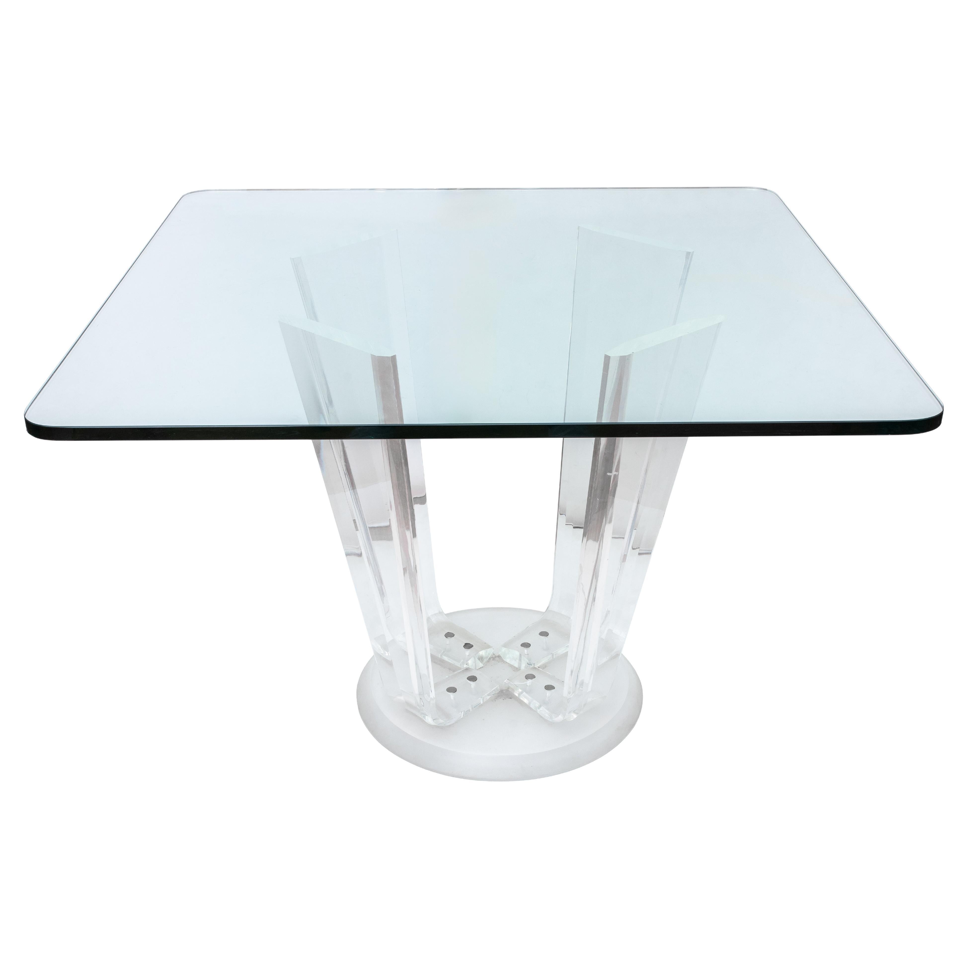 Mesa de comedor moderna de lucite con tapa de cristal
