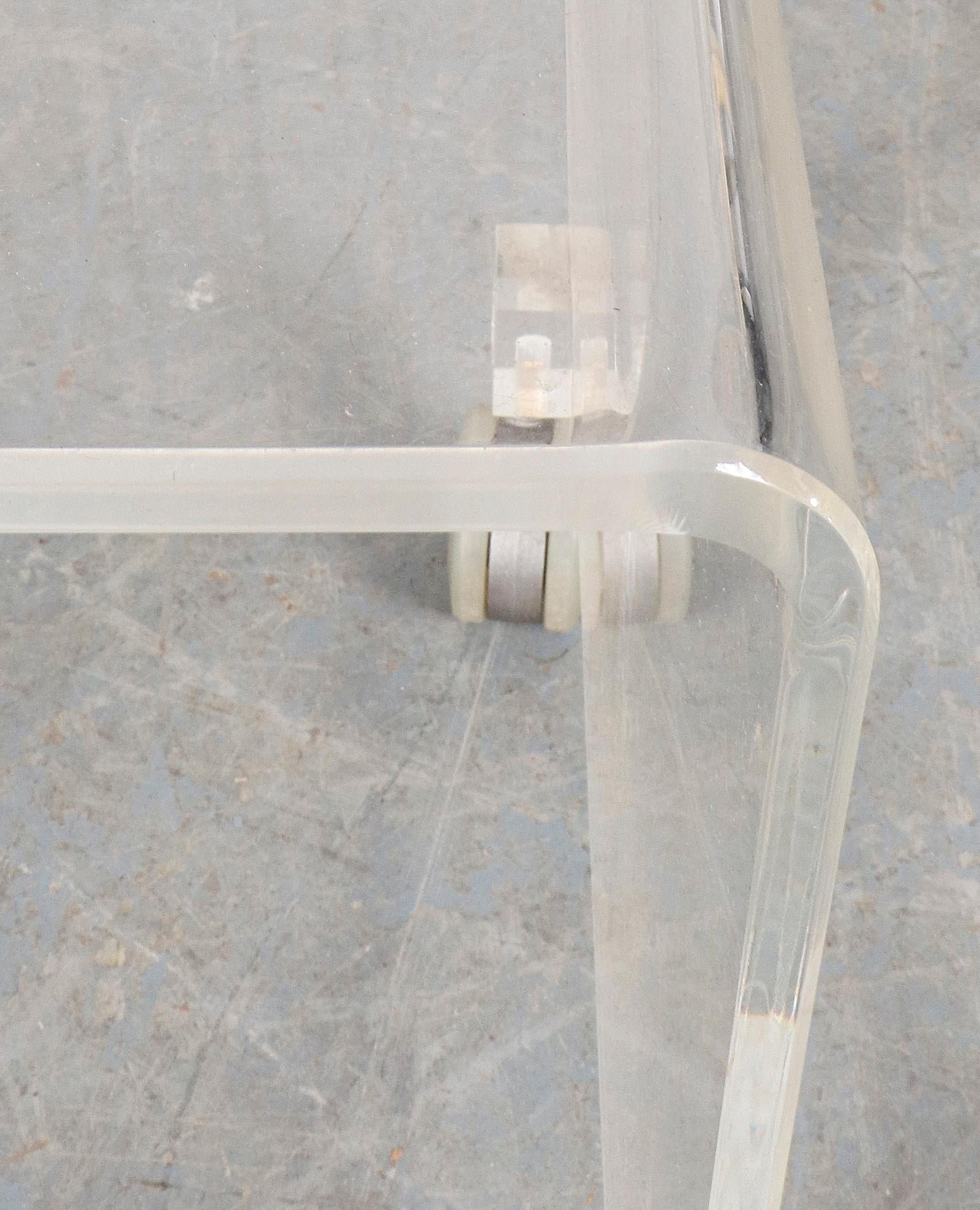 Modern Lucite Waterfall Side Table on Casters In Good Condition For Sale In New York, NY