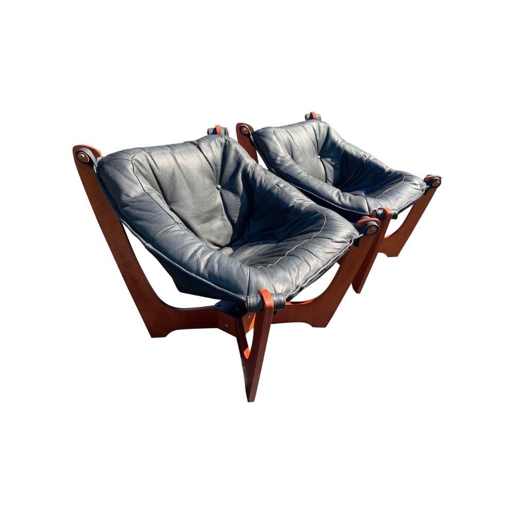 Pelle Modern Luna Floating Designer Chairs in Black Leather a Pair in vendita