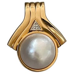 Modern Mabe Pearl 14 Karat Yellow Gold Pendant, Enhancer Style