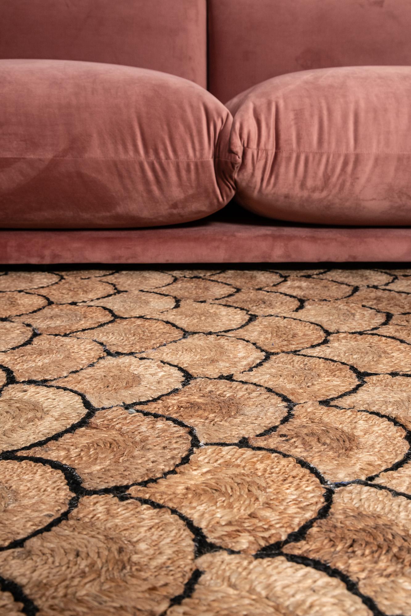 Modern Machine Stitched Jute Carpet Rug Natural Brown & Black Venus For Sale 6