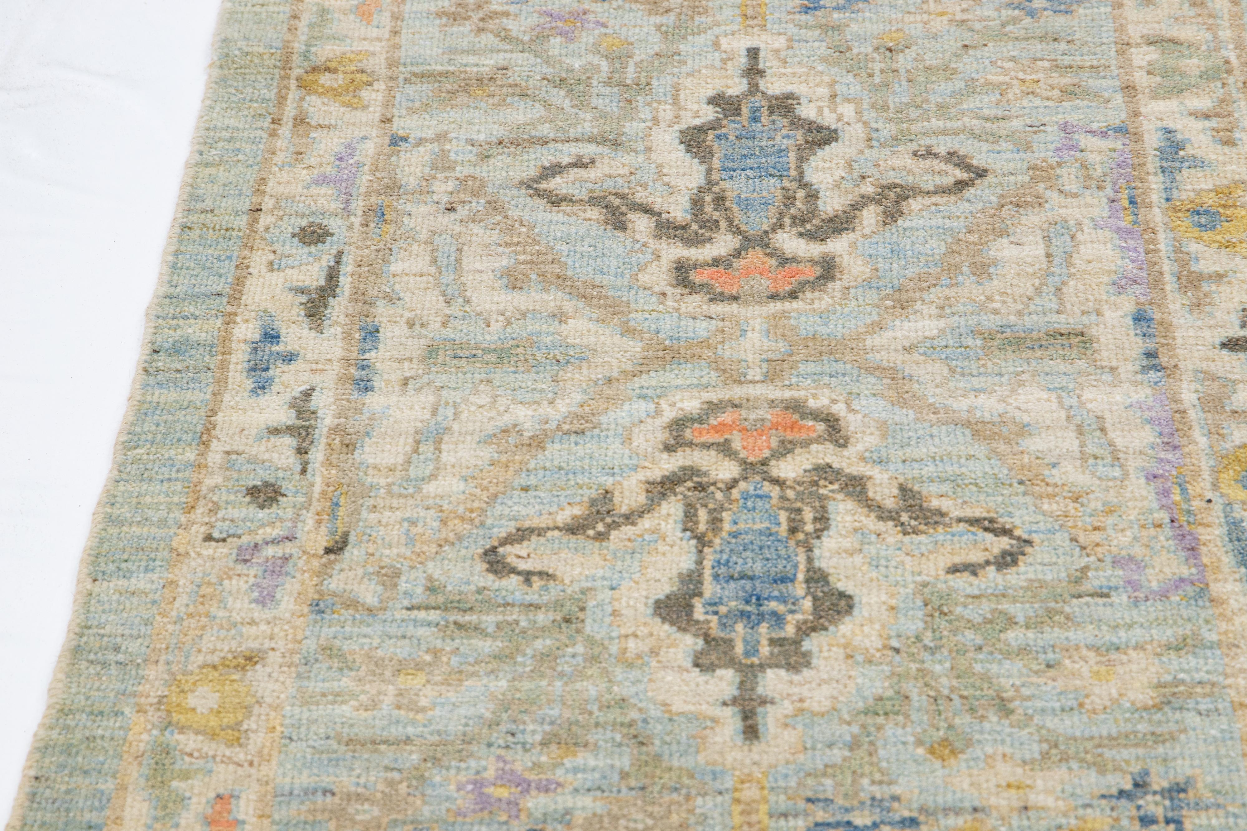 Moderner moderner Mahal-Läufer aus blauer Wolle mit Blumenmuster, handgefertigt im Angebot 6