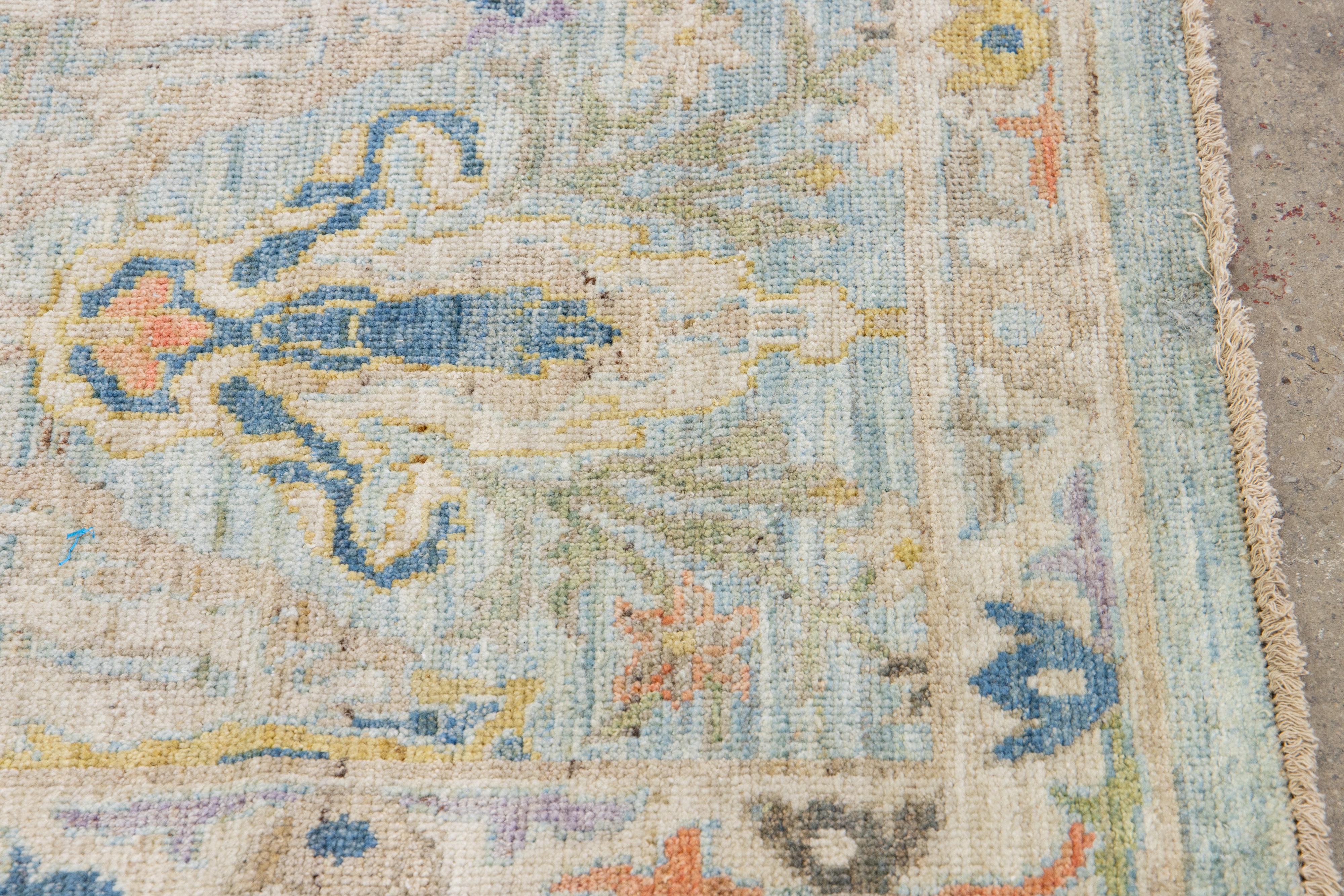Moderner moderner Mahal-Läufer aus blauer Wolle mit Blumenmuster, handgefertigt im Angebot 8