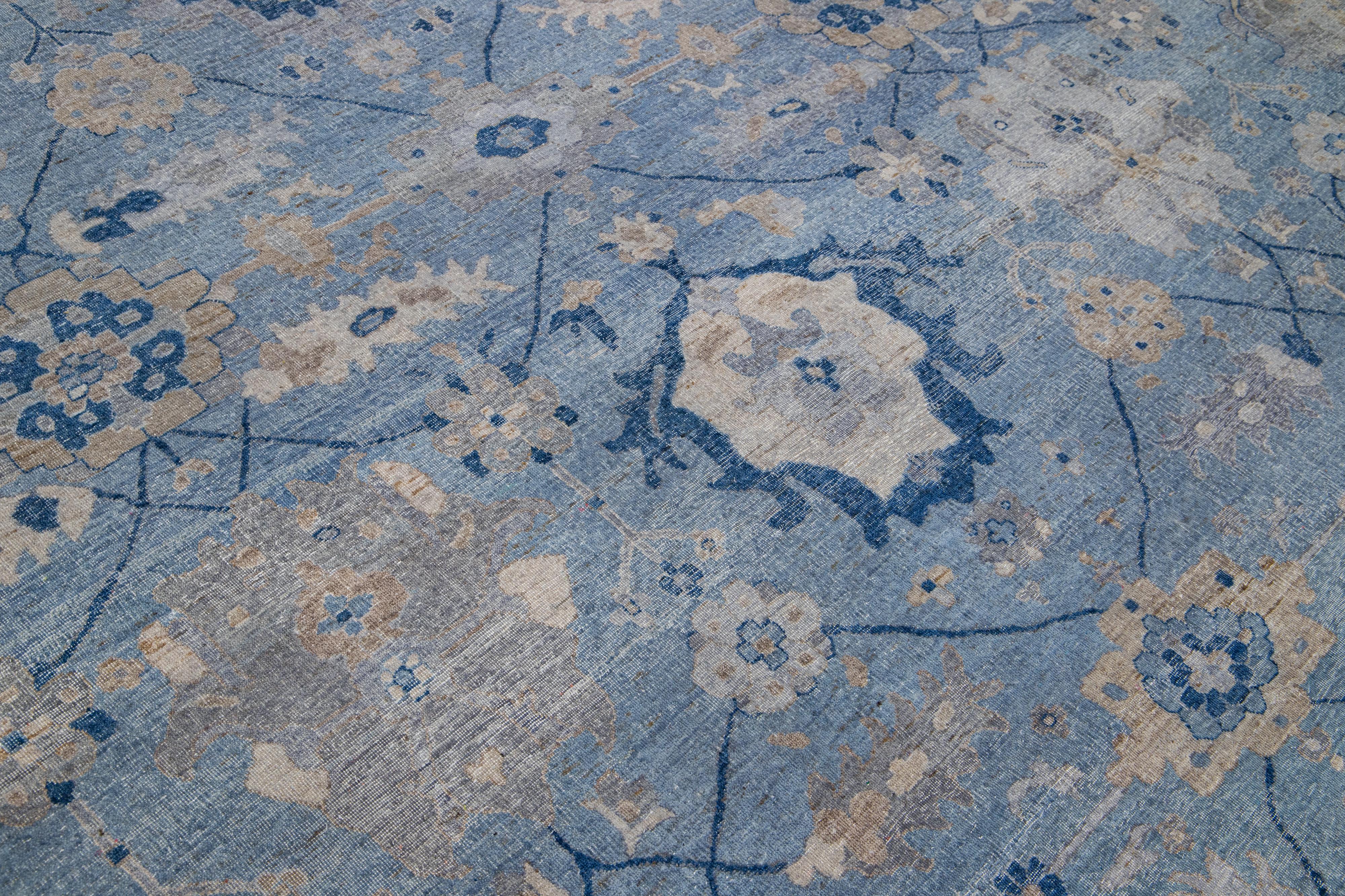 Moderner handgefertigter indischer Mahal-Teppich aus blauer Wolle von Apadana, Allover im Angebot 1