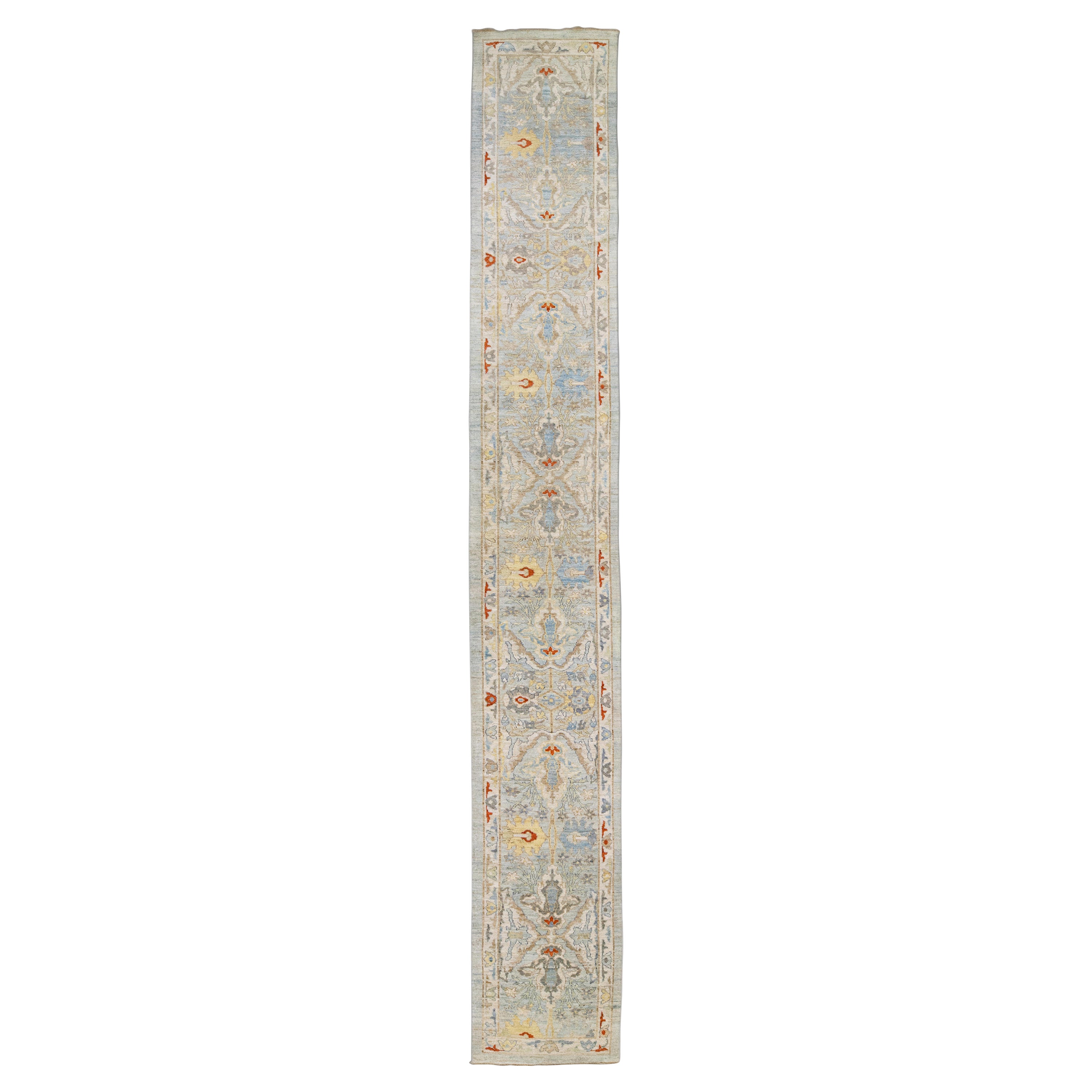 Runner moderno Mahal in lana blu fatto a mano con motivo floreale