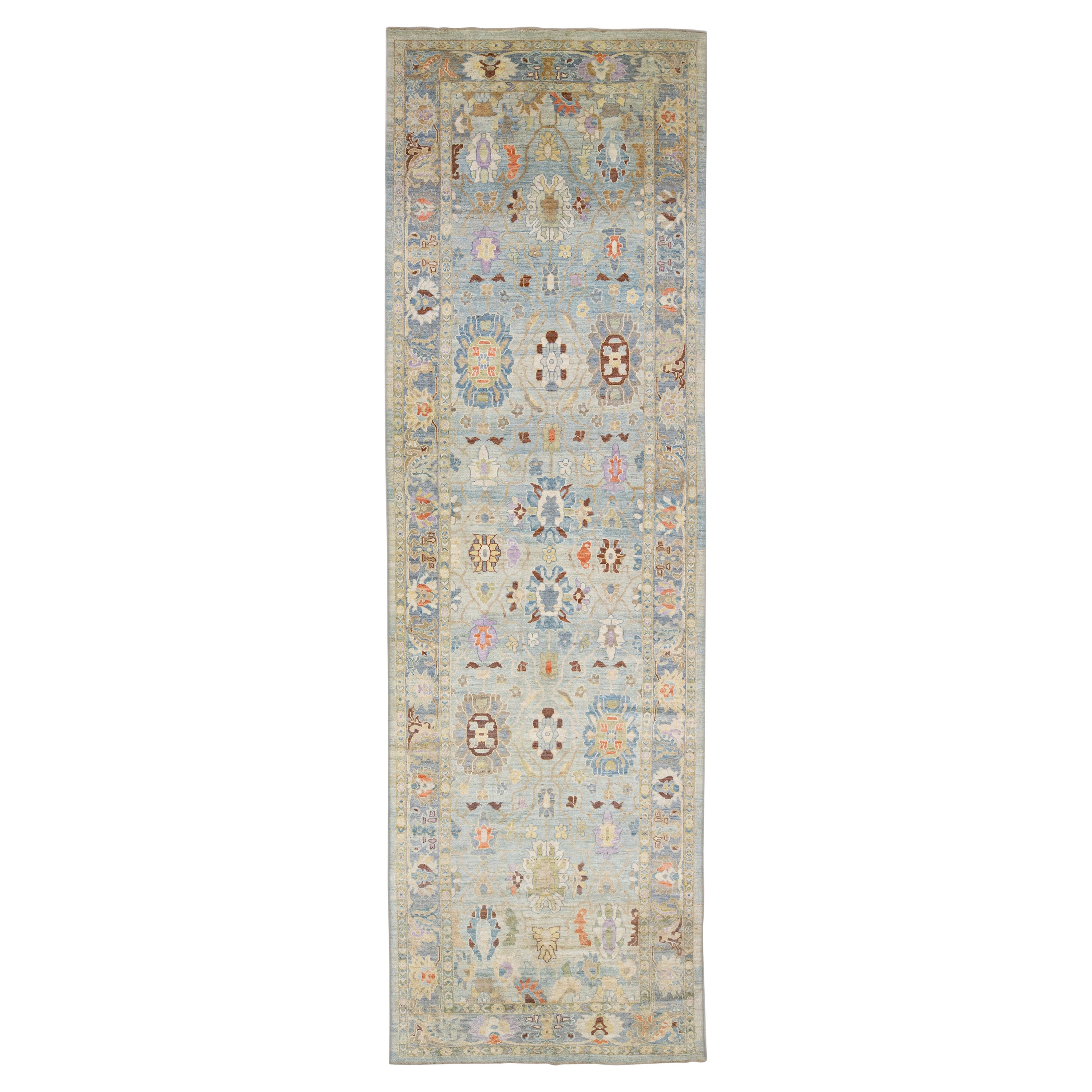 Runner in lana azzurro fatto a mano Modern Mahal con motivo floreale in vendita