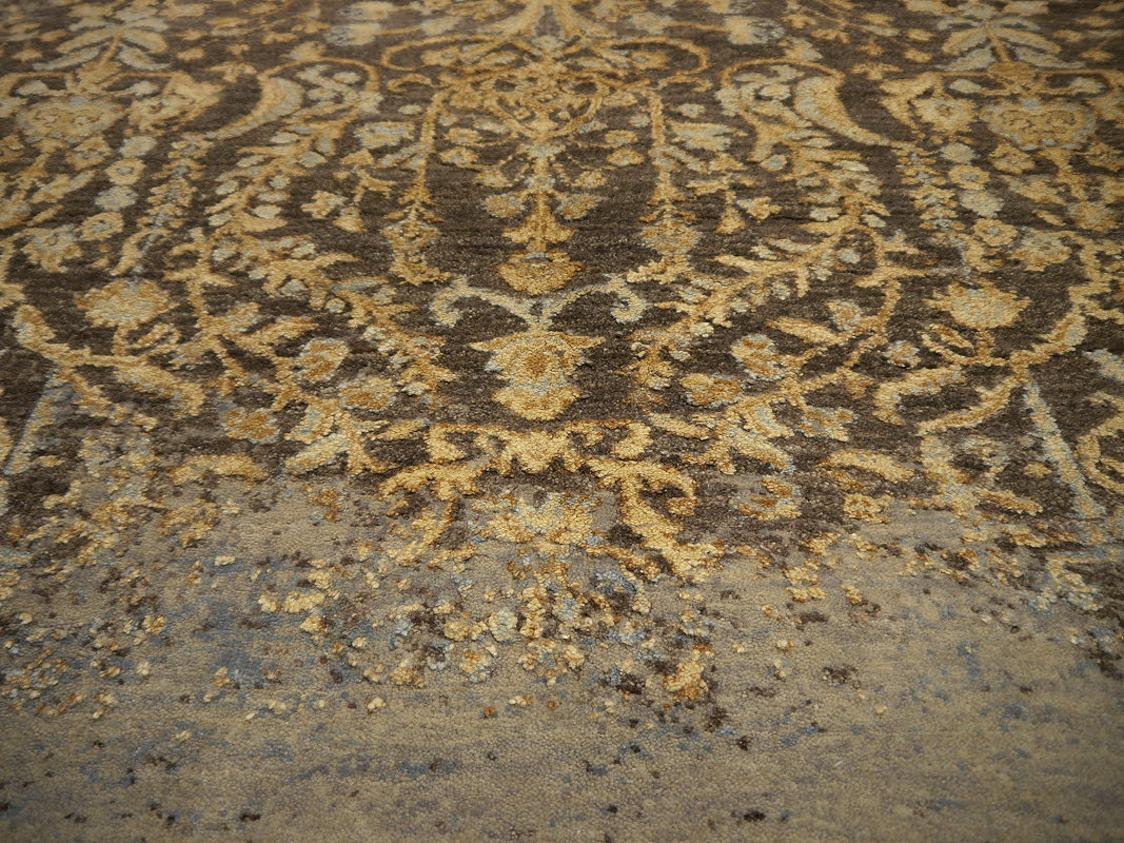 Moderner handgeknüpfter Teppich im Mahal- oder Täbris-Design aus der Djoharian-Kollektion im Angebot 4