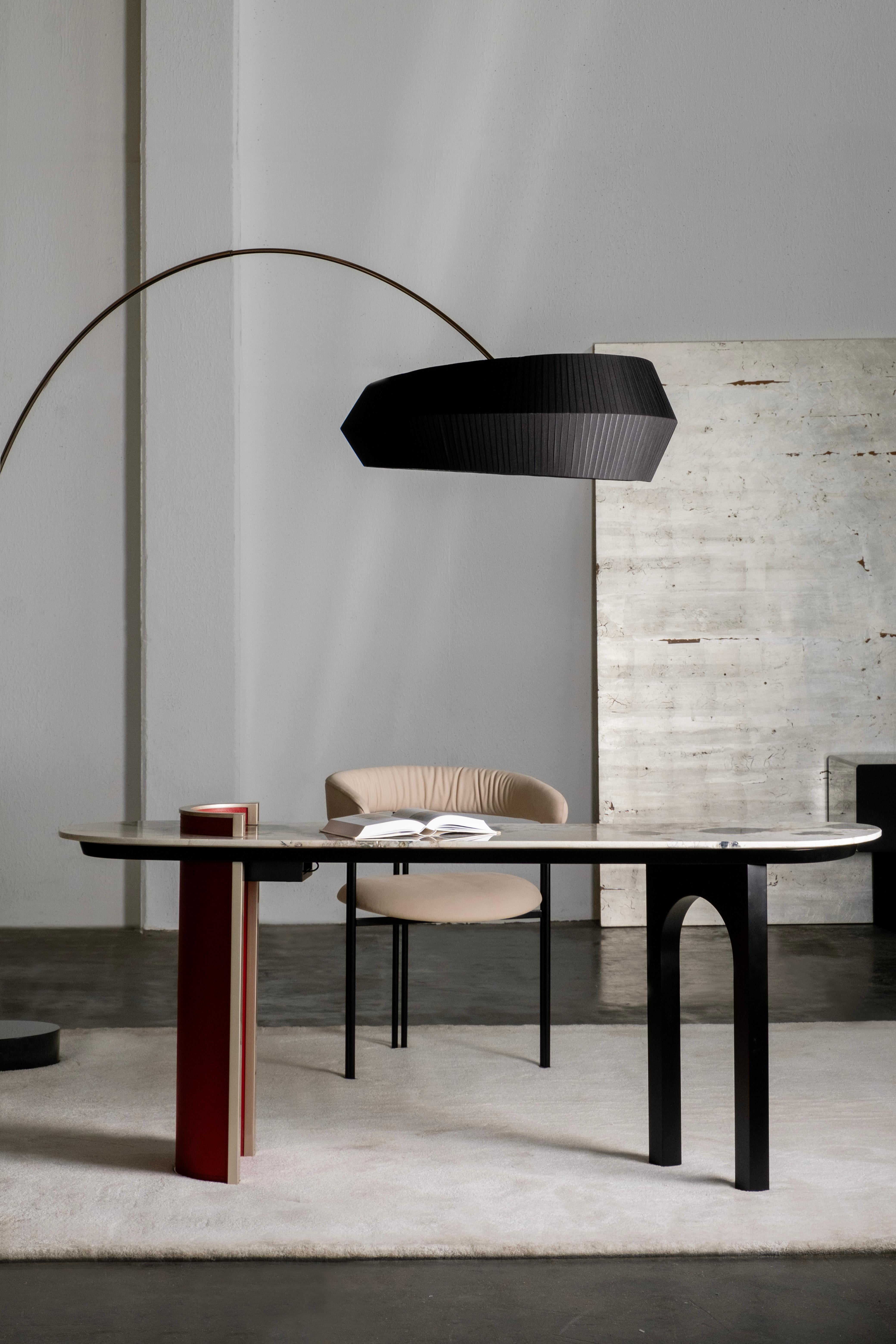 Moderner Maia-Esszimmerstuhl, beigefarbenes italienisches Leder, handgefertigt Portugal von Greenapple im Angebot 7