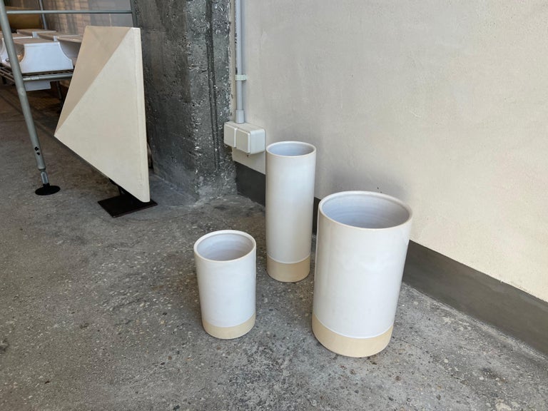 Modern Manolo Eirin Set of 3 Ceramic Vases Handmade in Spain, White / Natural For Sale 11