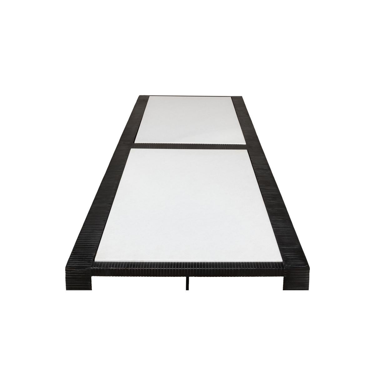 XXIe siècle et contemporain Table basse moderne en fer à plateau en marbre en vente