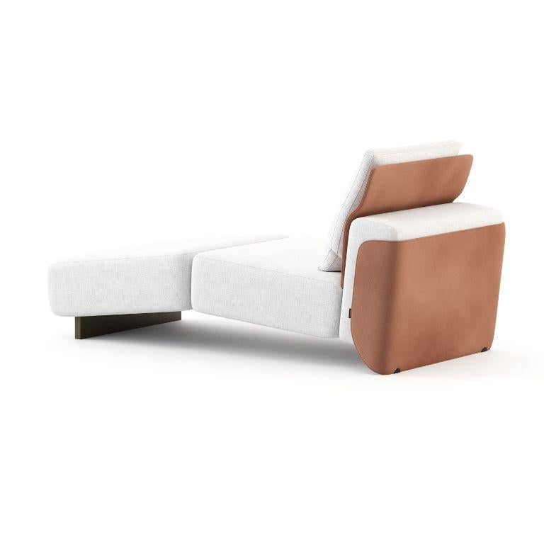 Moderne Margem Chaise Longue aus weichem Stoff, natürlichem Leder und dunkler Eiche im Zustand „Neu“ im Angebot in Seroa, PT