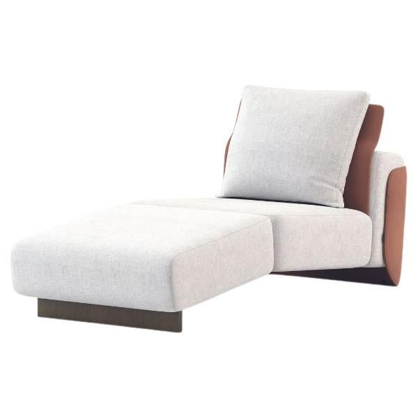 Moderne Margem Chaise Longue aus weichem Stoff, natürlichem Leder und dunkler Eiche