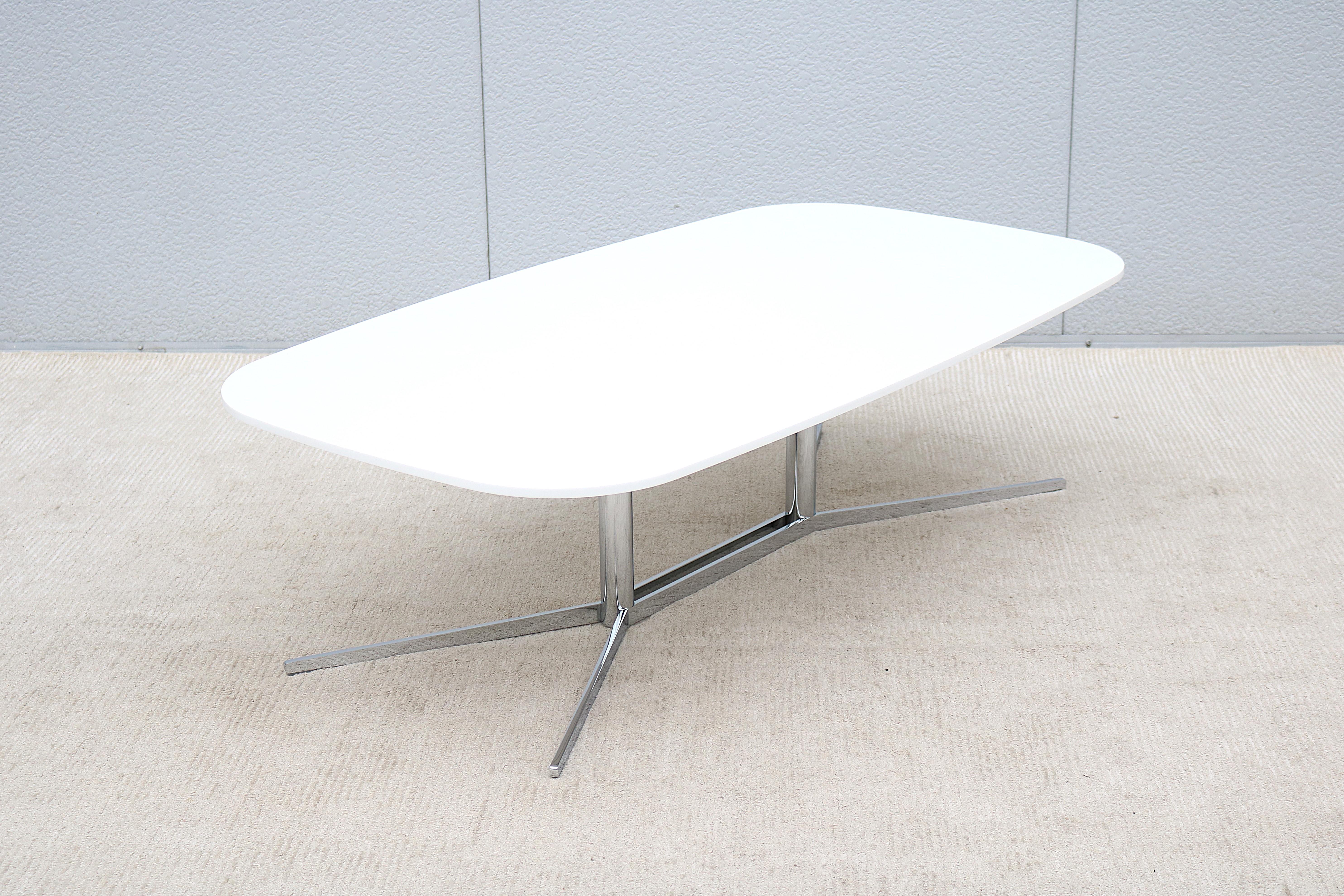 Modern Mario Ruiz for Studio TK Envita Rectangular White Corian Top Coffee Table For Sale 7