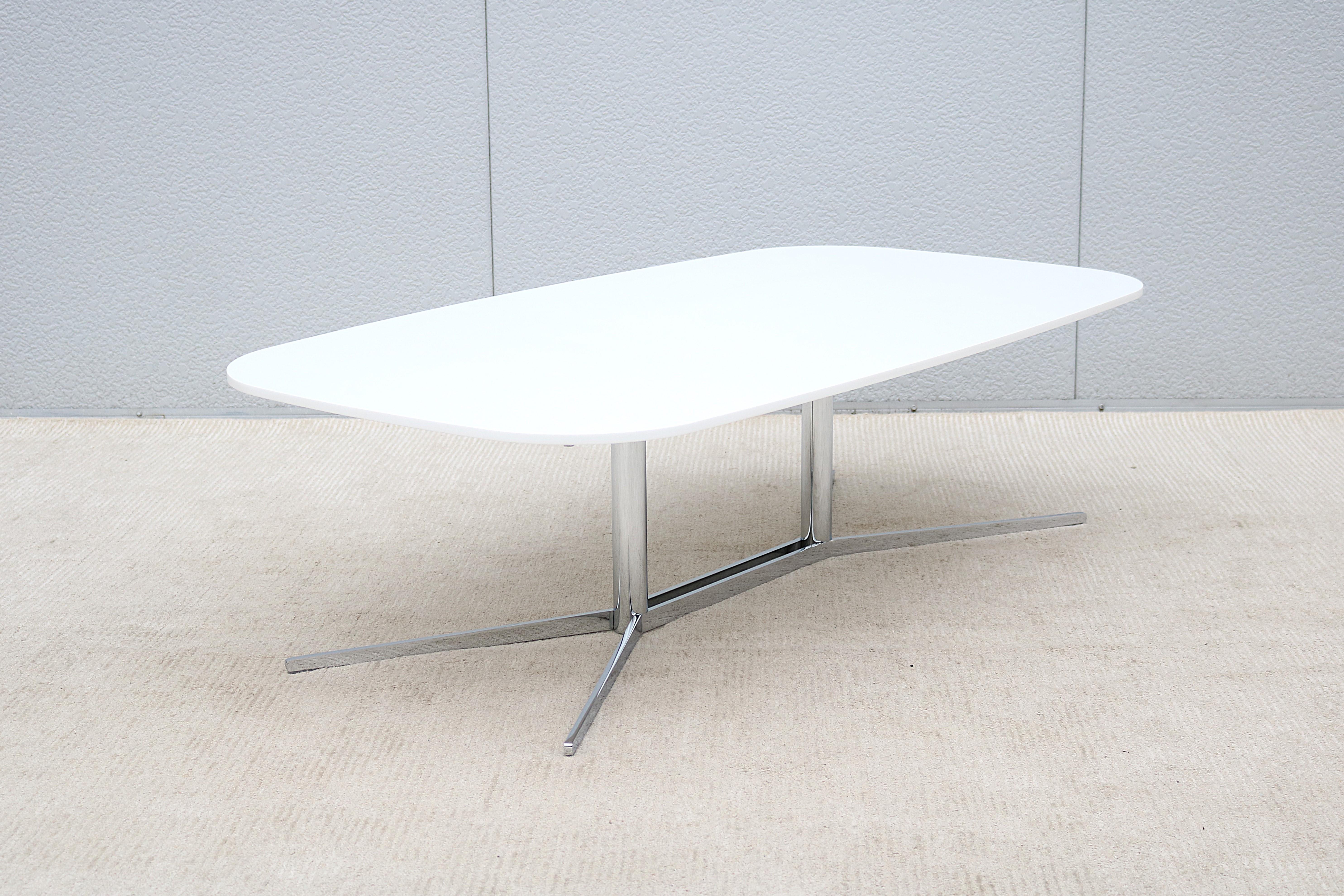Modern Mario Ruiz for Studio TK Envita Rectangular White Corian Top Coffee Table For Sale 8