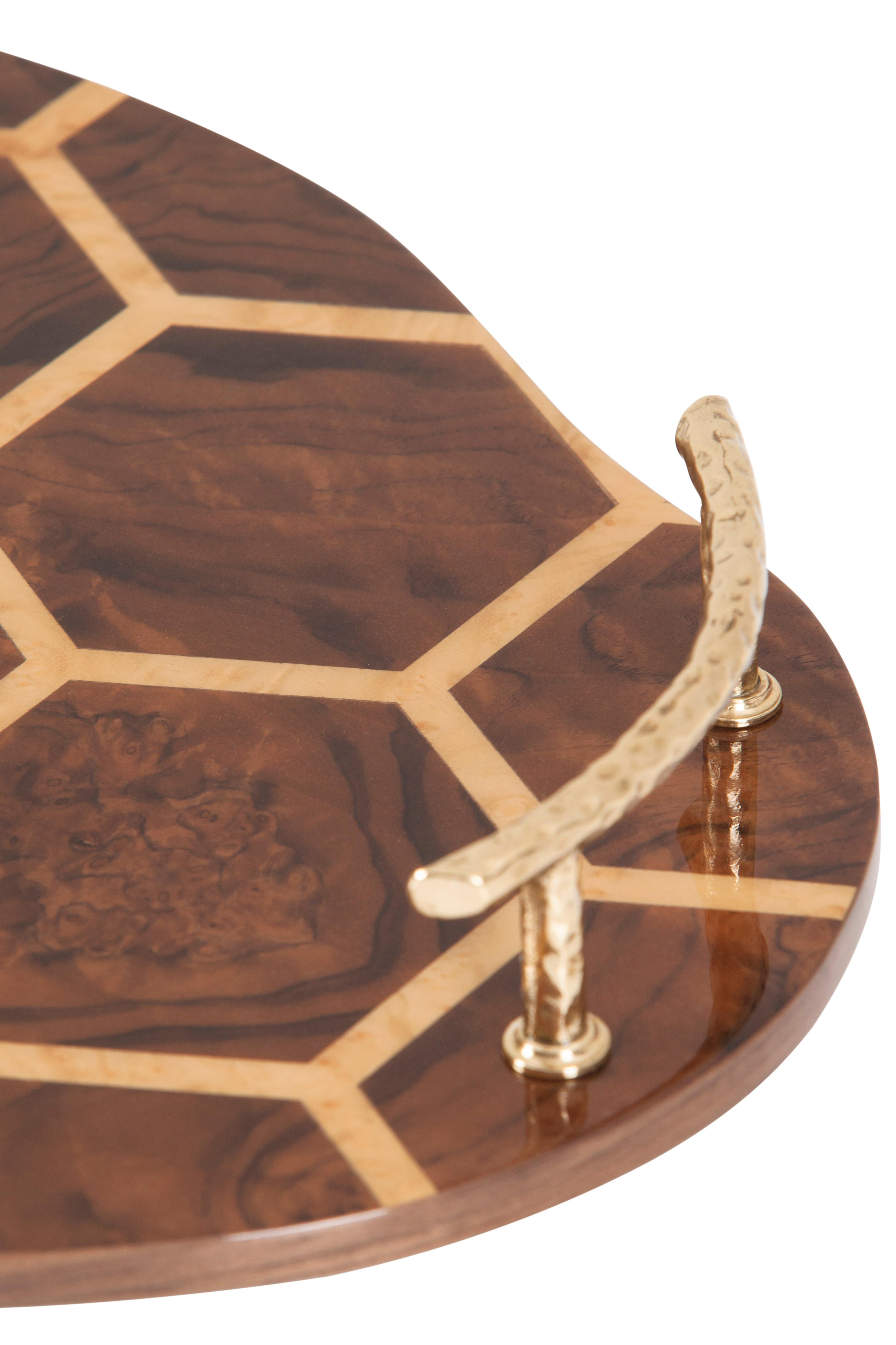 Serving Tray Sakai, Lusitanus Home Collection, Handcrafted in Portugal - Europe by Lusitanus Home.

Handcrafted with precision and care, the Sakai serving tray presents the art of marquetry in its most refined form, where high-quality wood veneers