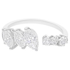 Anello di fidanzamento moderno con diamante rotondo da 1,22 carati in oro bianco 14k