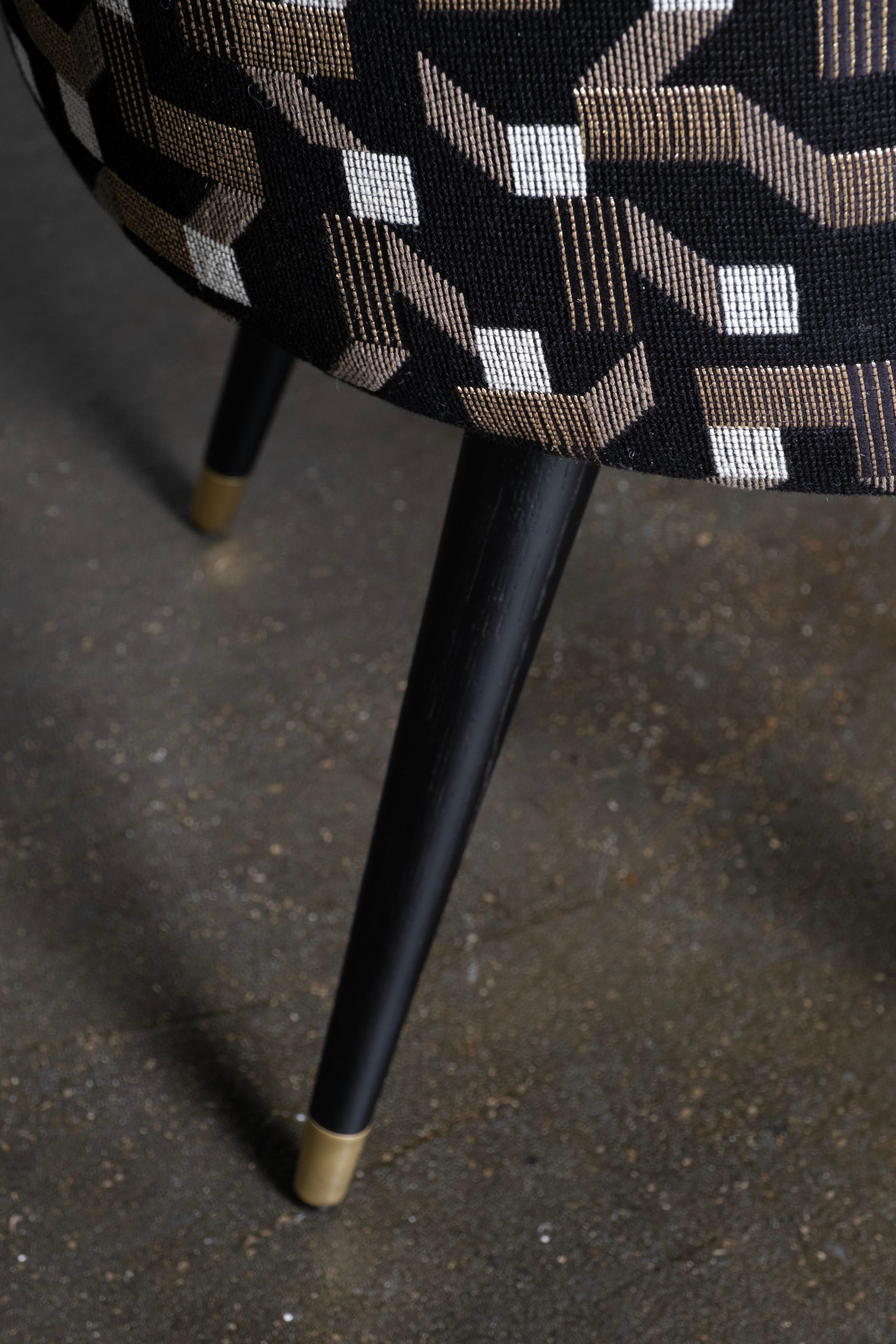 Sedie da pranzo moderne Mary, pelle, jacquard, ottone, fatte a mano da Greenapple in vendita 2