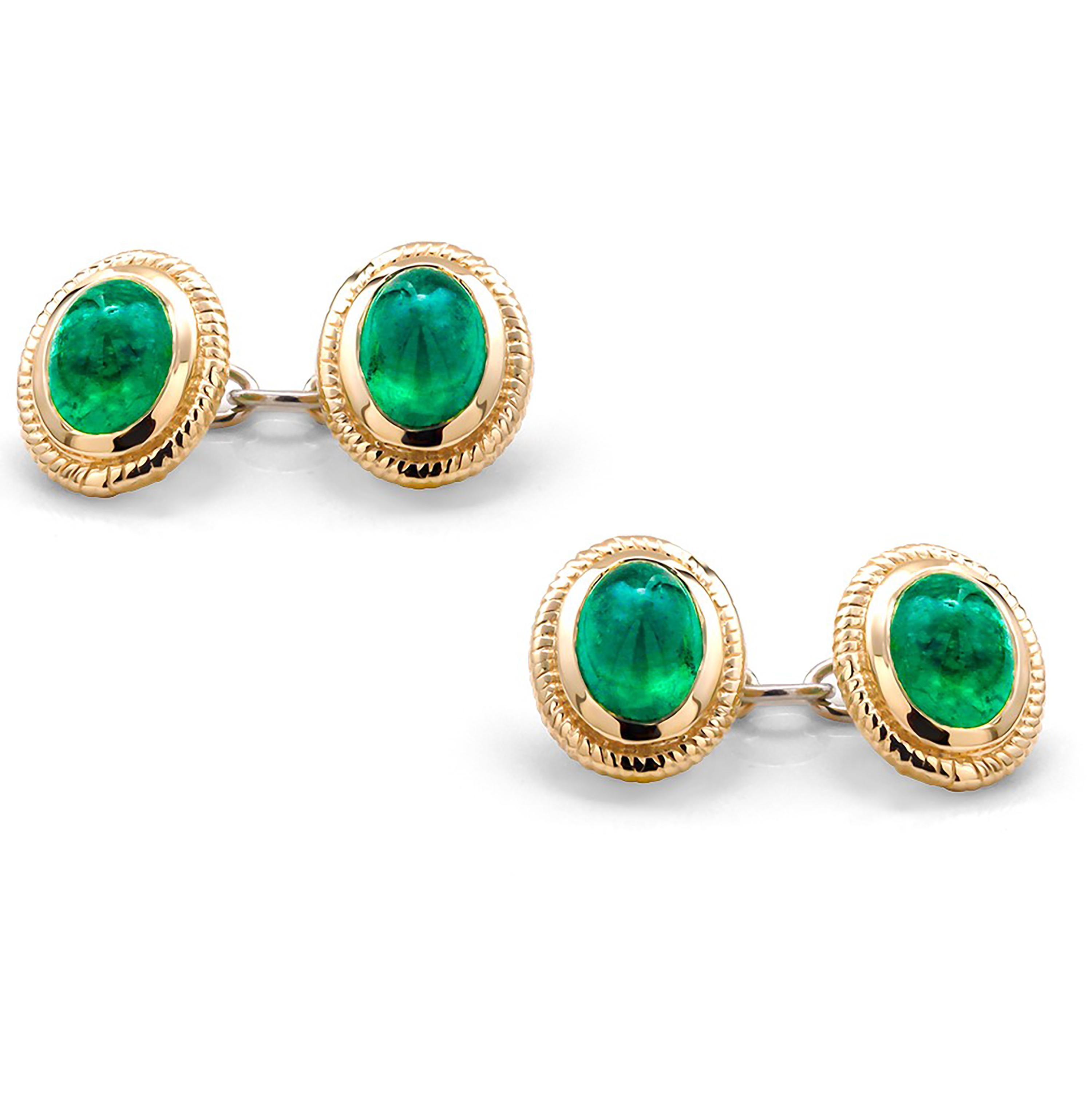 14 karats yellow gold fabulous pair of matching men’s double-sided chain link cufflinks
Four matching cabochon emeralds weighing 4.57 carats
Cufflinks measuring 0.35