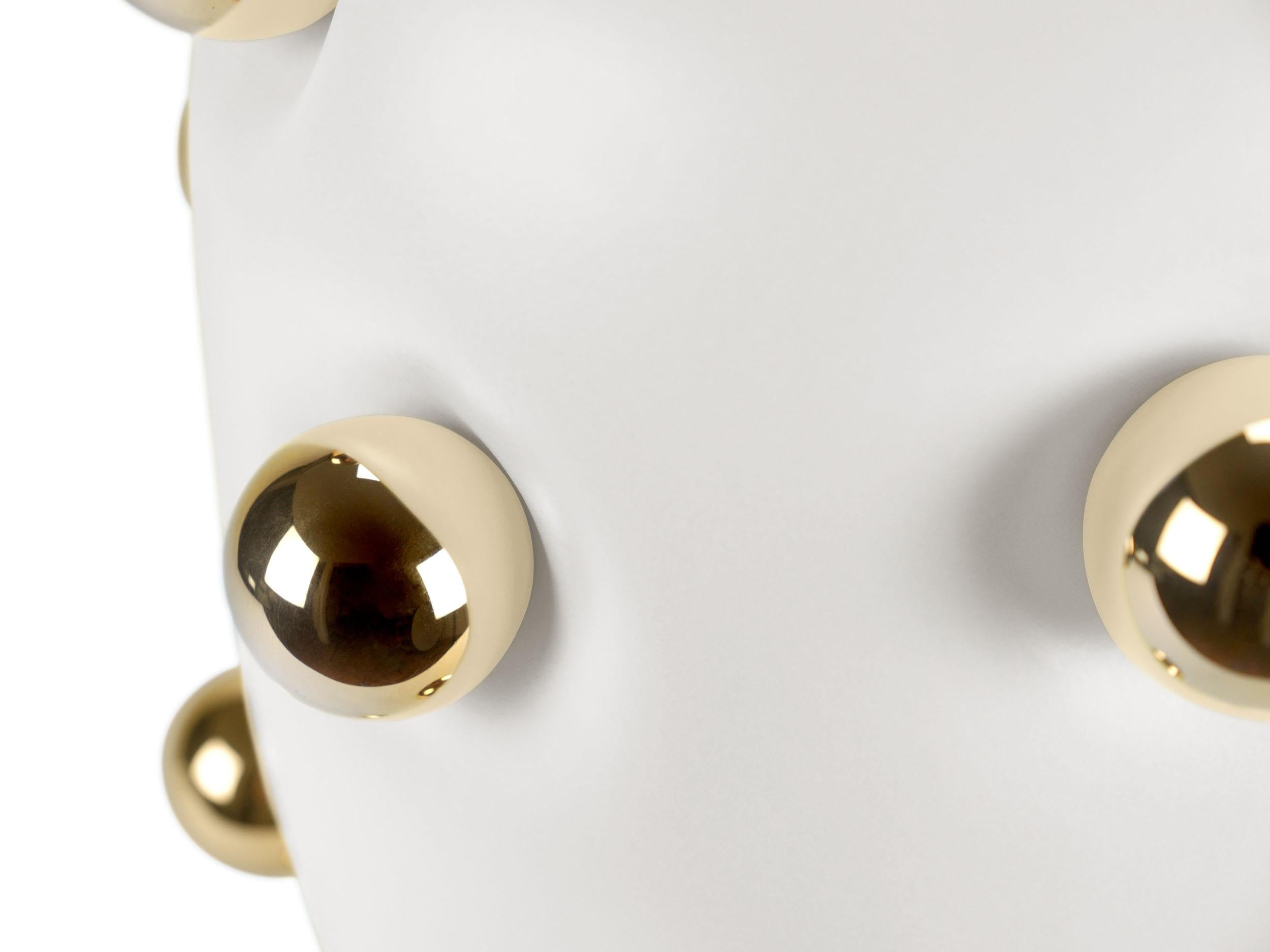 Matte White Ceramic Vase with Gold Spheres, Contemporary Design, Made in Italy In New Condition For Sale In Recanati, IT