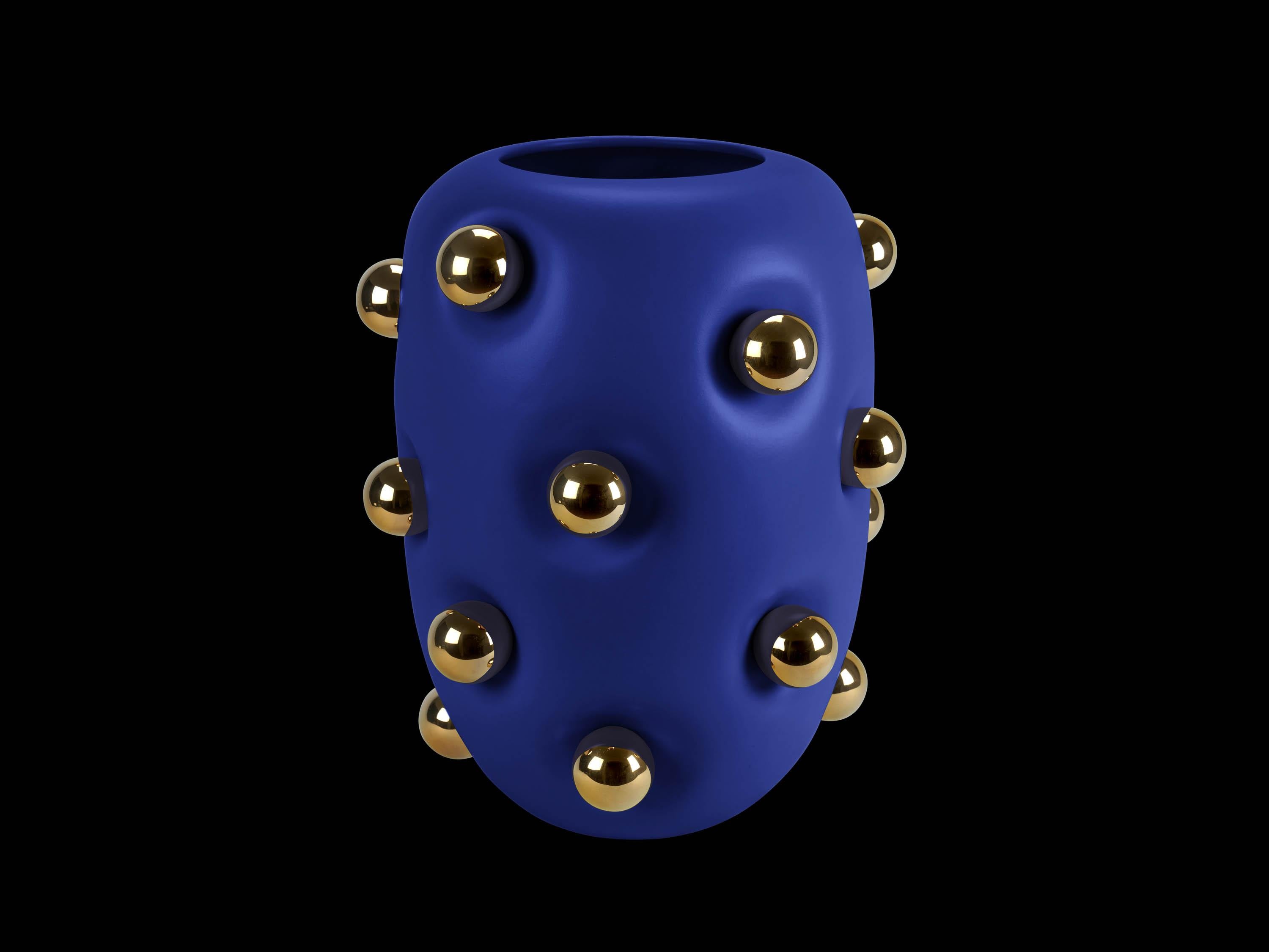 Matte White Ceramic Vase with Gold Spheres, Contemporary Design, Made in Italy For Sale 1
