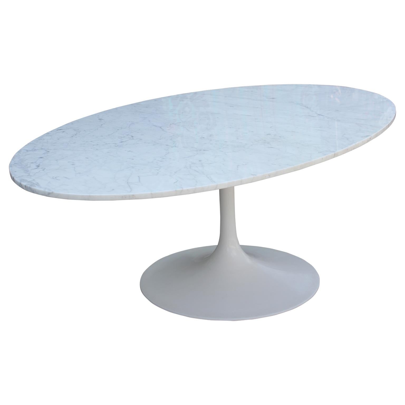 Modern Maurice Burke Saarinen Style Table with an Oval Carrara Marble Top In Excellent Condition In Houston, TX