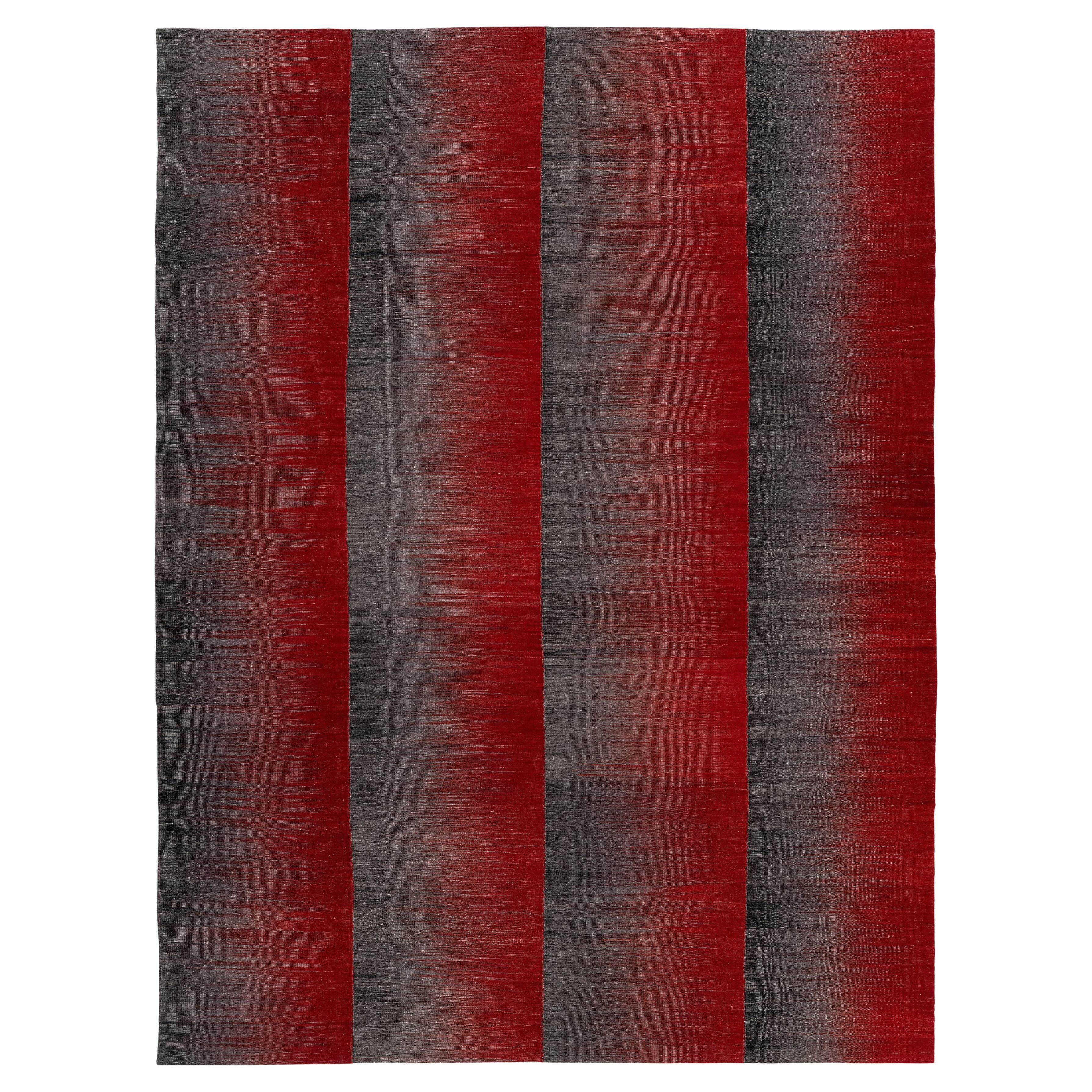 Moderna trama piatta Mazandaran - Lana filata a mano, tintura naturale, toni di rosso e grigio in vendita