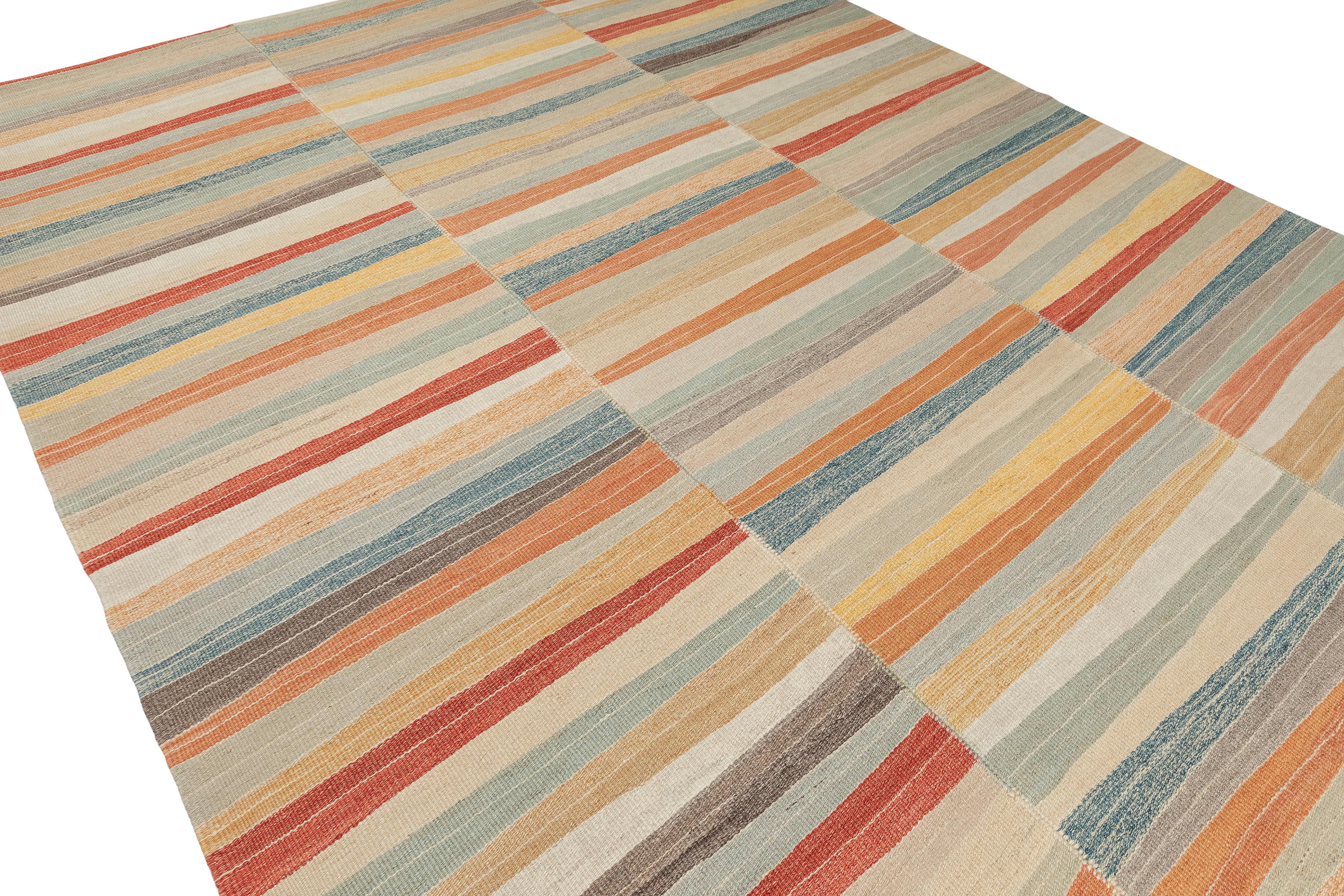 Organico moderno Kilim moderno di Mazandaran - Lana tessuta a mano con tinture biologiche vegetali in vendita