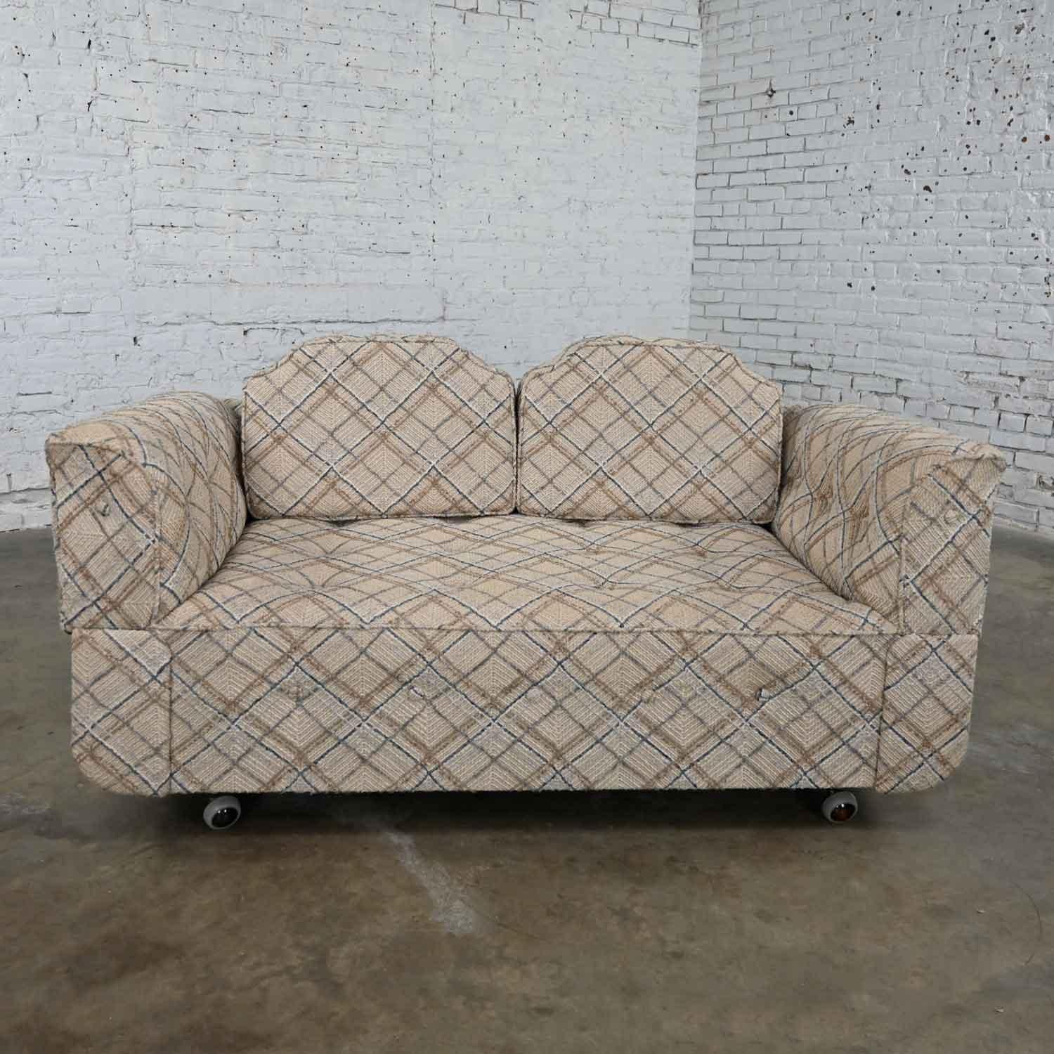 love seat with chaise