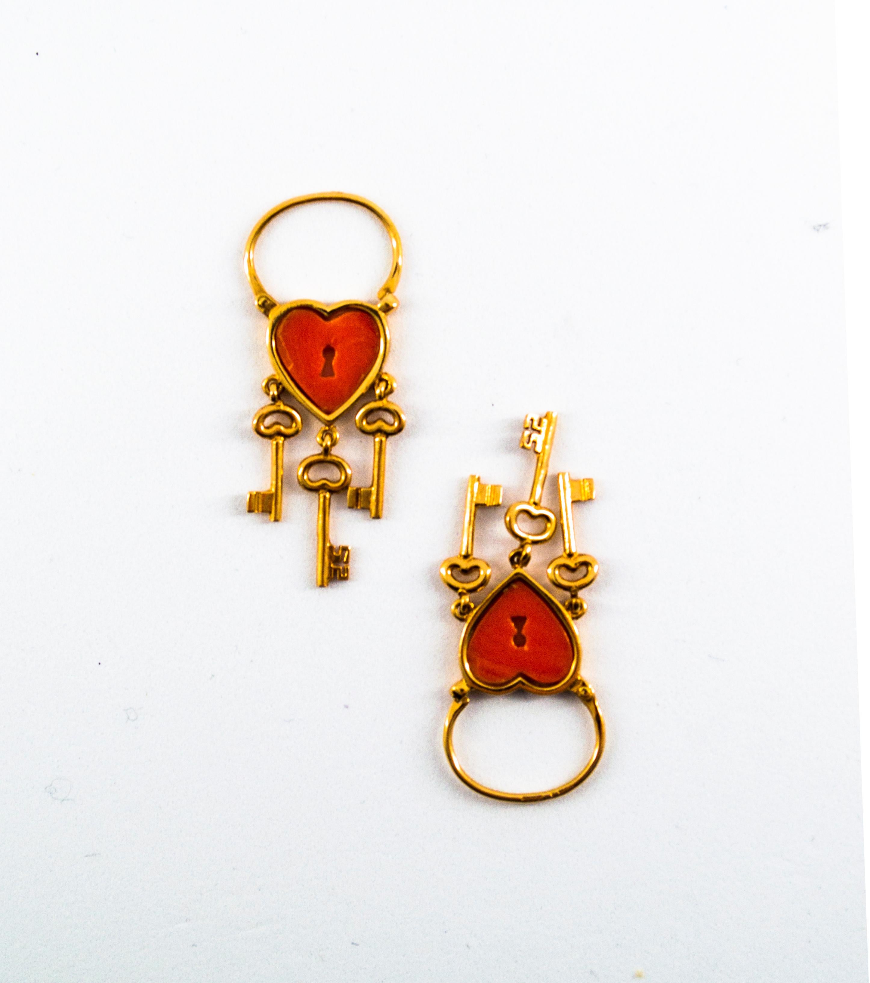 Modern Mediterranean Red Coral Yellow Gold Lever-Back Dangle Earrings In New Condition In Naples, IT