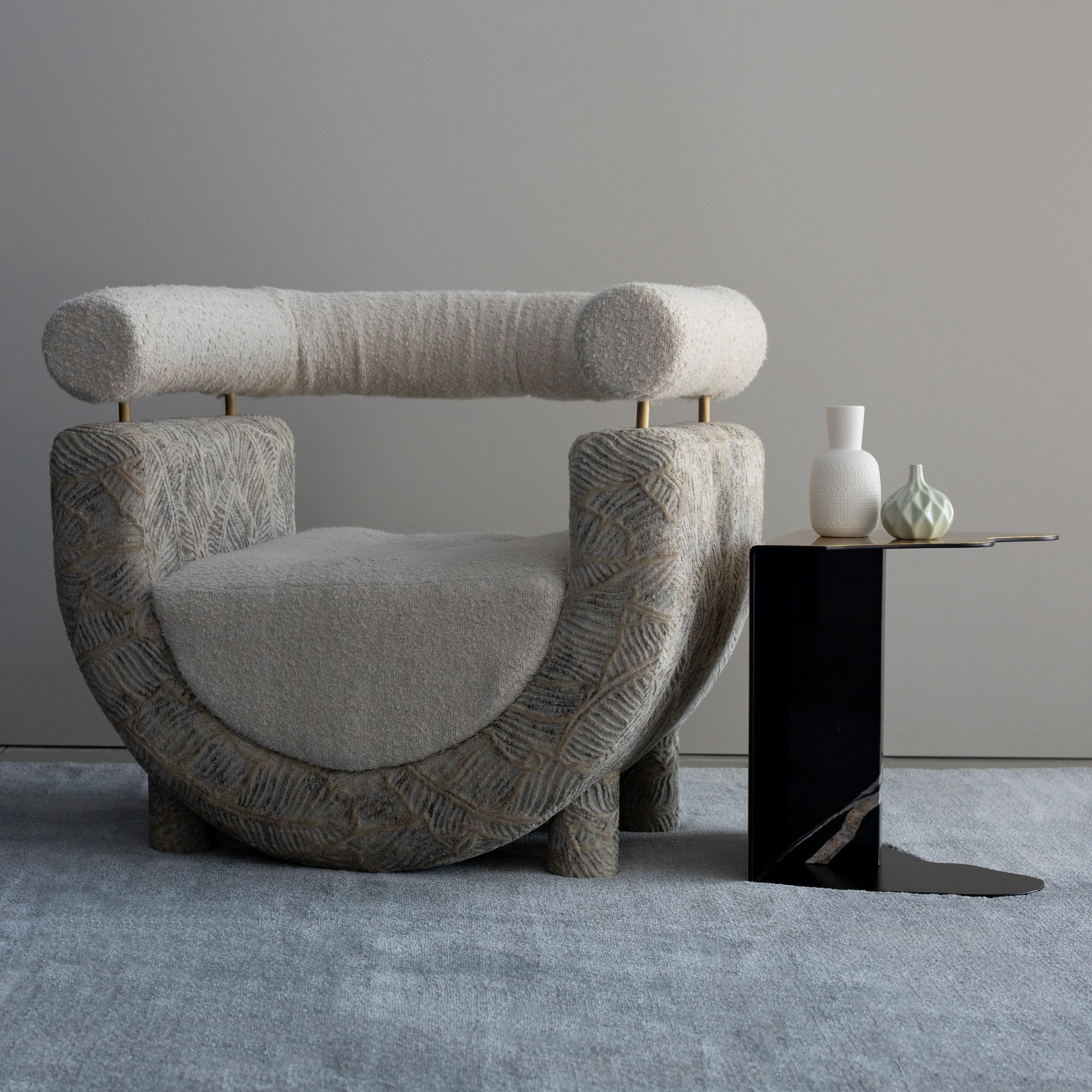 Fait main The Moderns Armchair, Velvet Pearl Bouclé, Handmade in Portugal by Greenapple en vente