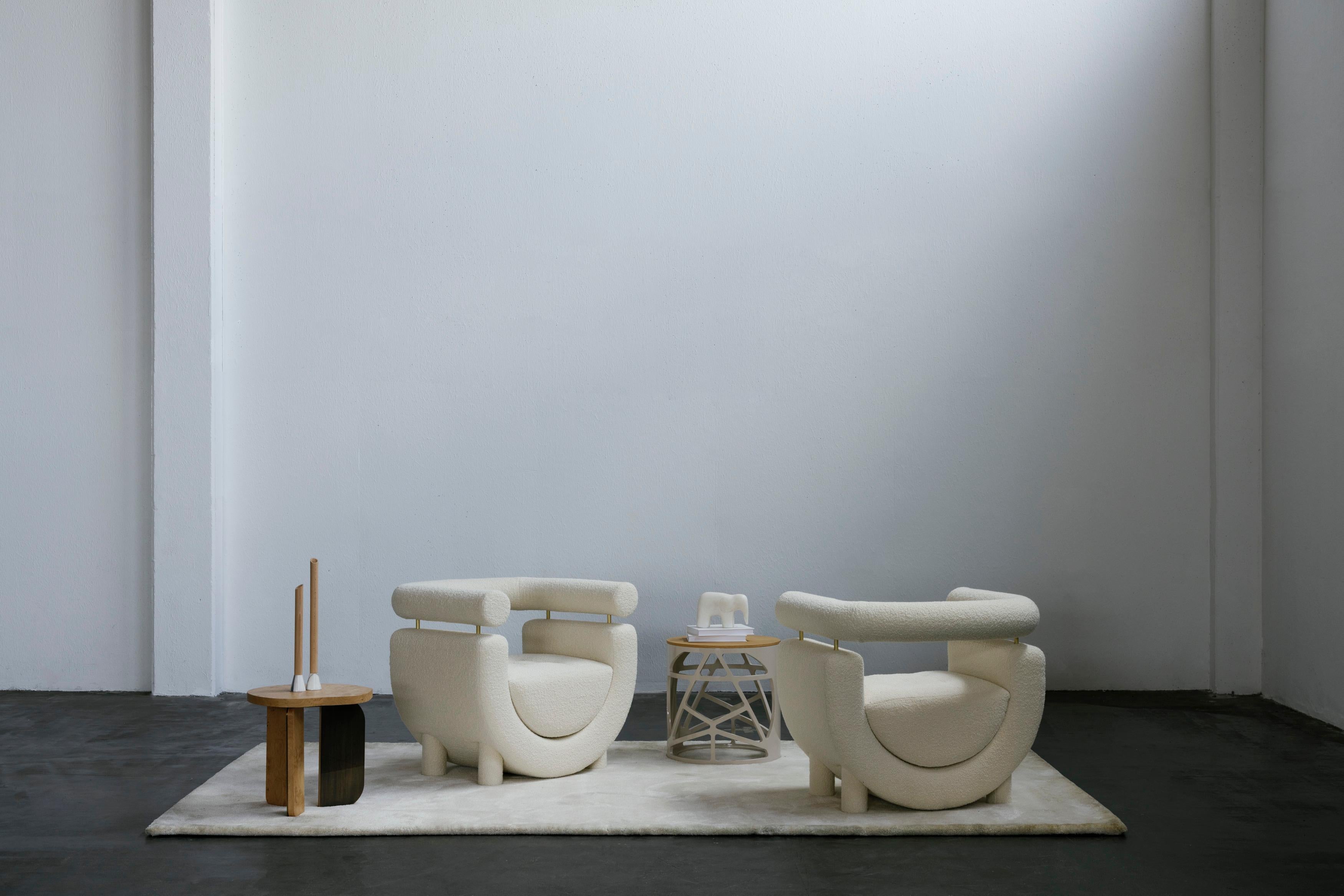 Fauteuil moderne Mel, Bouclé DEDAR blanc, fait à la main au Portugal par Greenapple Neuf - En vente à Lisboa, PT