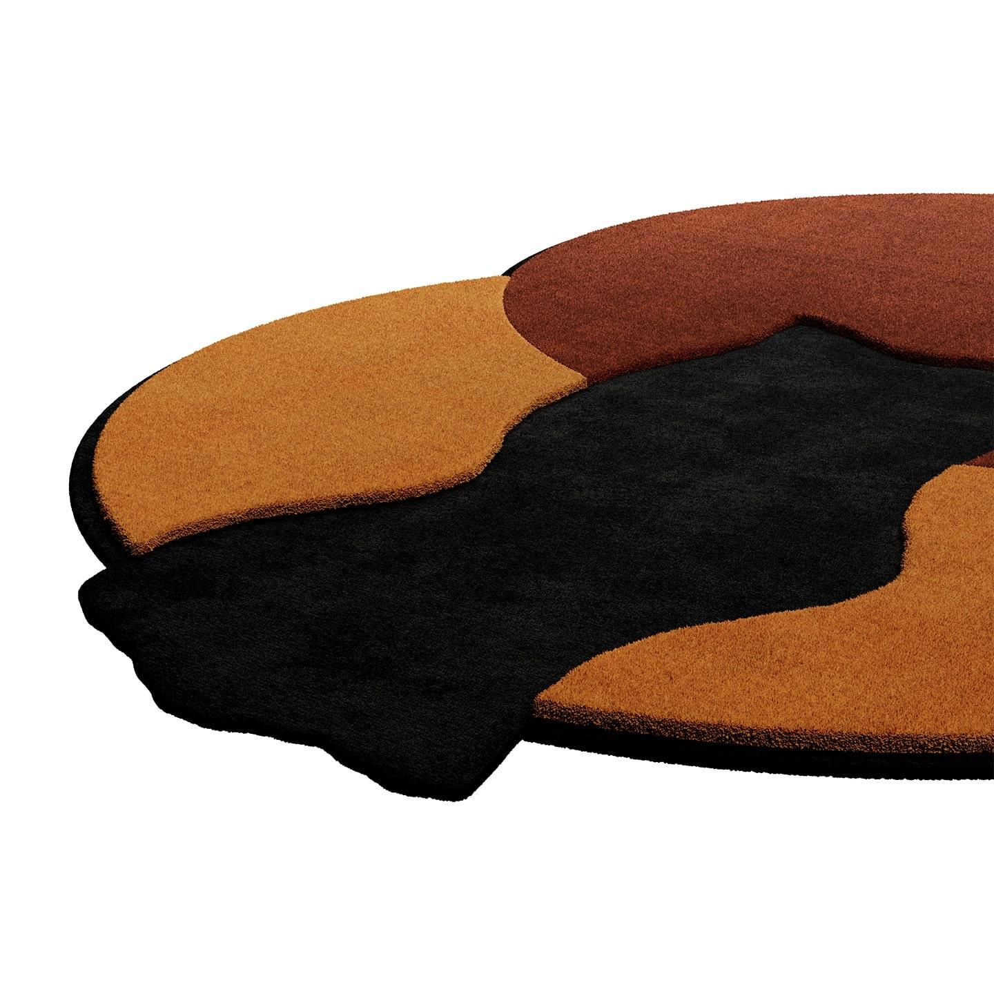 TAPIS Shaped #020 ist ein eklektischer Teppich, der das Flair der Moderne aus der Mitte des Jahrhunderts mit dem Memphis-Stil verbindet. Dieser Teppich ist handgetuftet und besteht aus 100% botanischer Seide mit einer Dicke von 16 mm. Erhältlich in