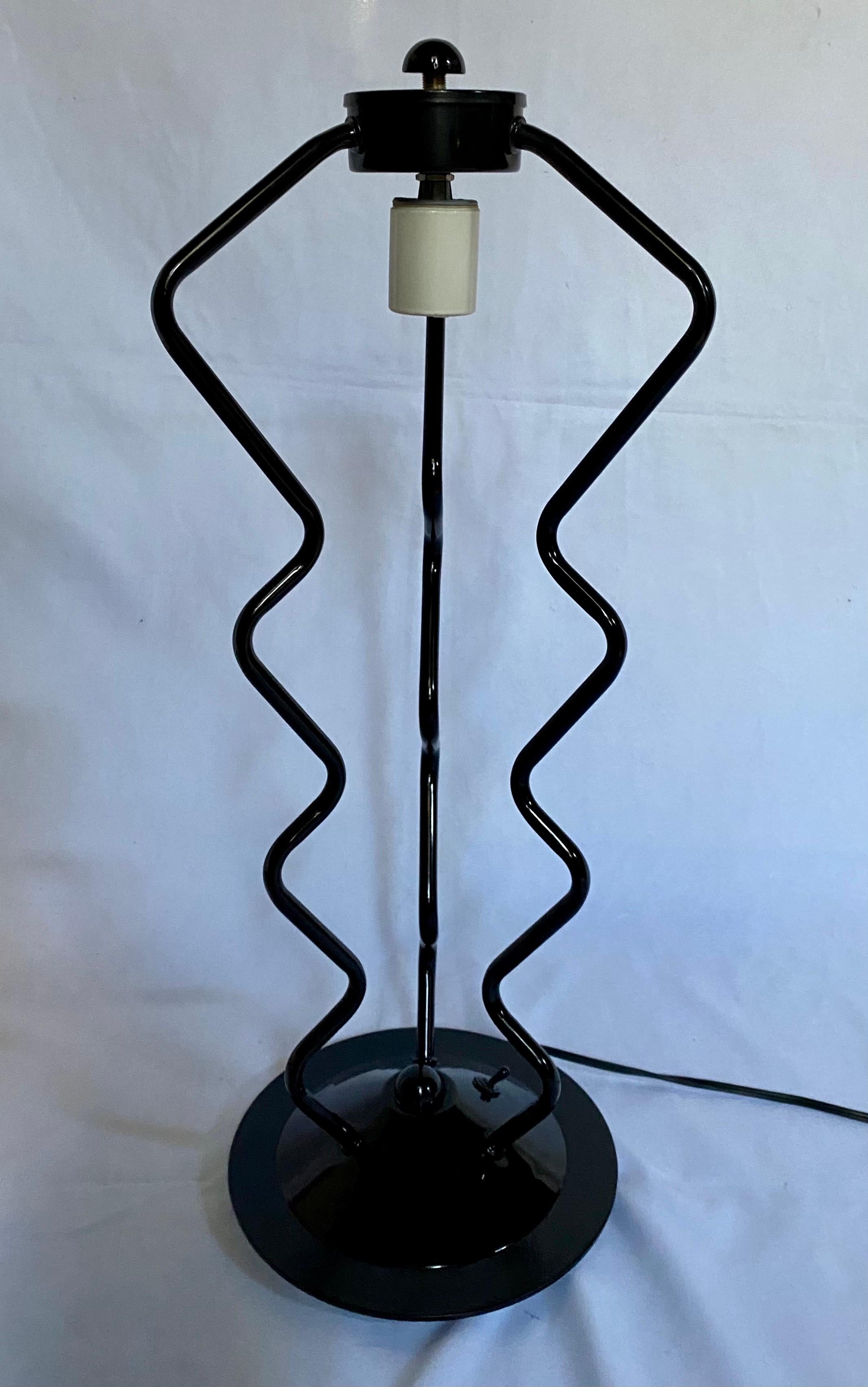 Modern Memphis Style Sculptural Dome Table Lamp In Good Condition In Lambertville, NJ
