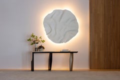 Moderner Menir Travertin, Eiche Konsolentisch, handgefertigt von Greenapple