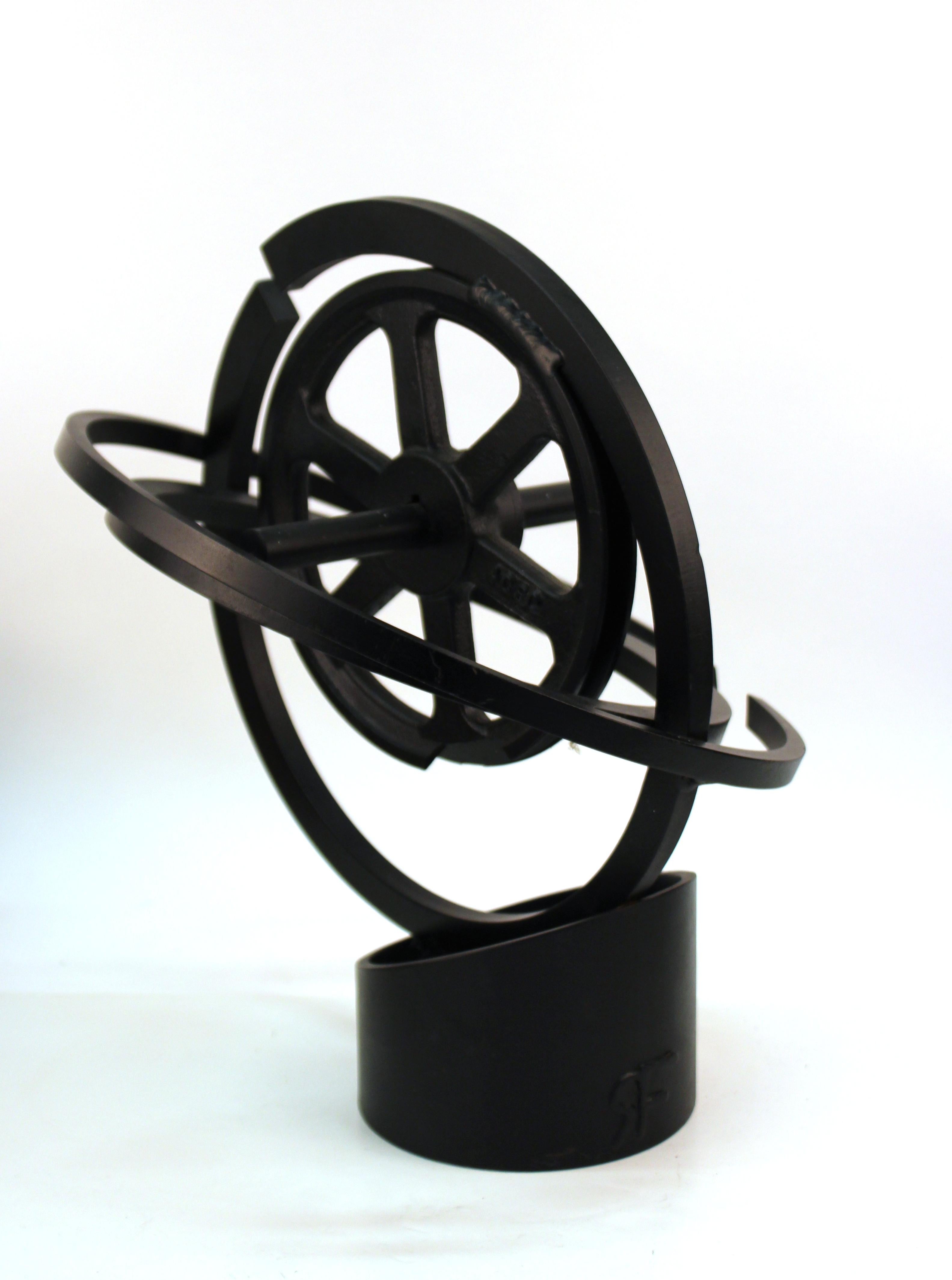 Modern Metal Abstract Mechanic Sculpture With Metal Wheel In Good Condition In New York, NY