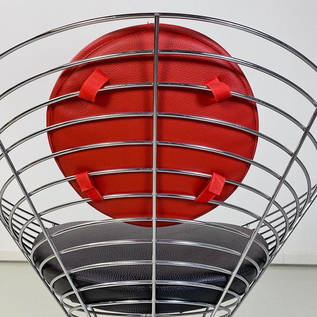 Modern Metal, Leather V-Chair 8800 Armchair by Verner Panton, Fritz Hansen 1980s 3