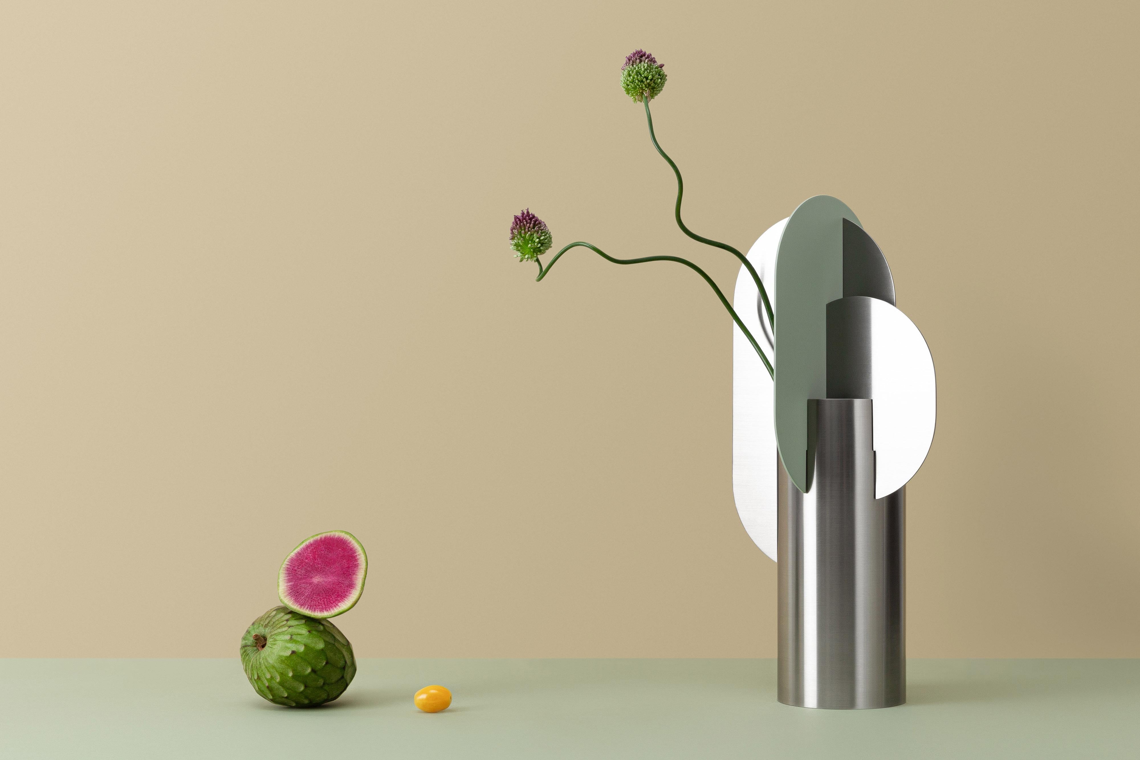 Painted Modern Metal Vase Ekster CS11 by Noom in Brushed Stainless Steel