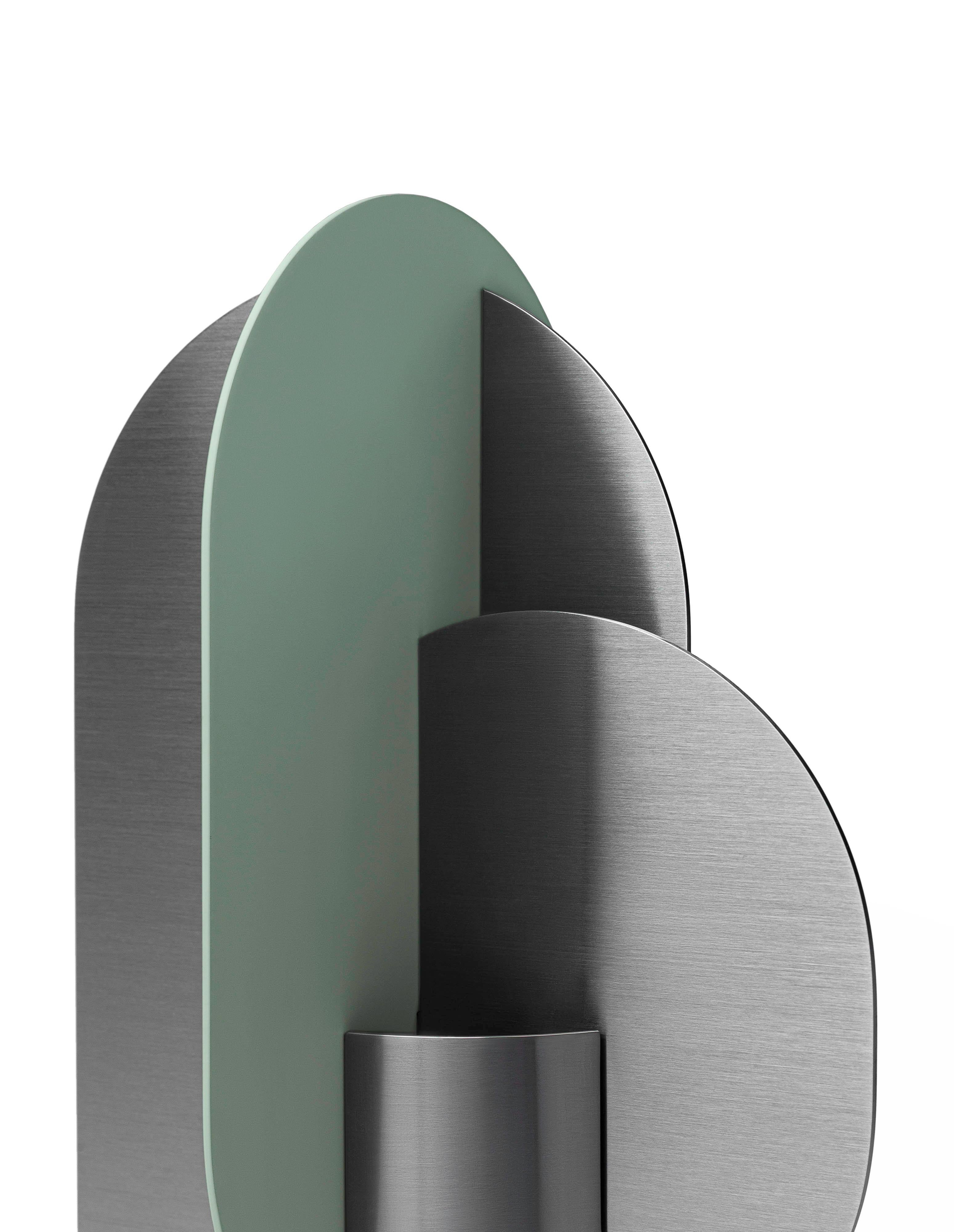 Vaso moderno in metallo Ekster CS11 di Noom in acciaio inox spazzolato In condizioni Nuovo in vendita a Paris, FR