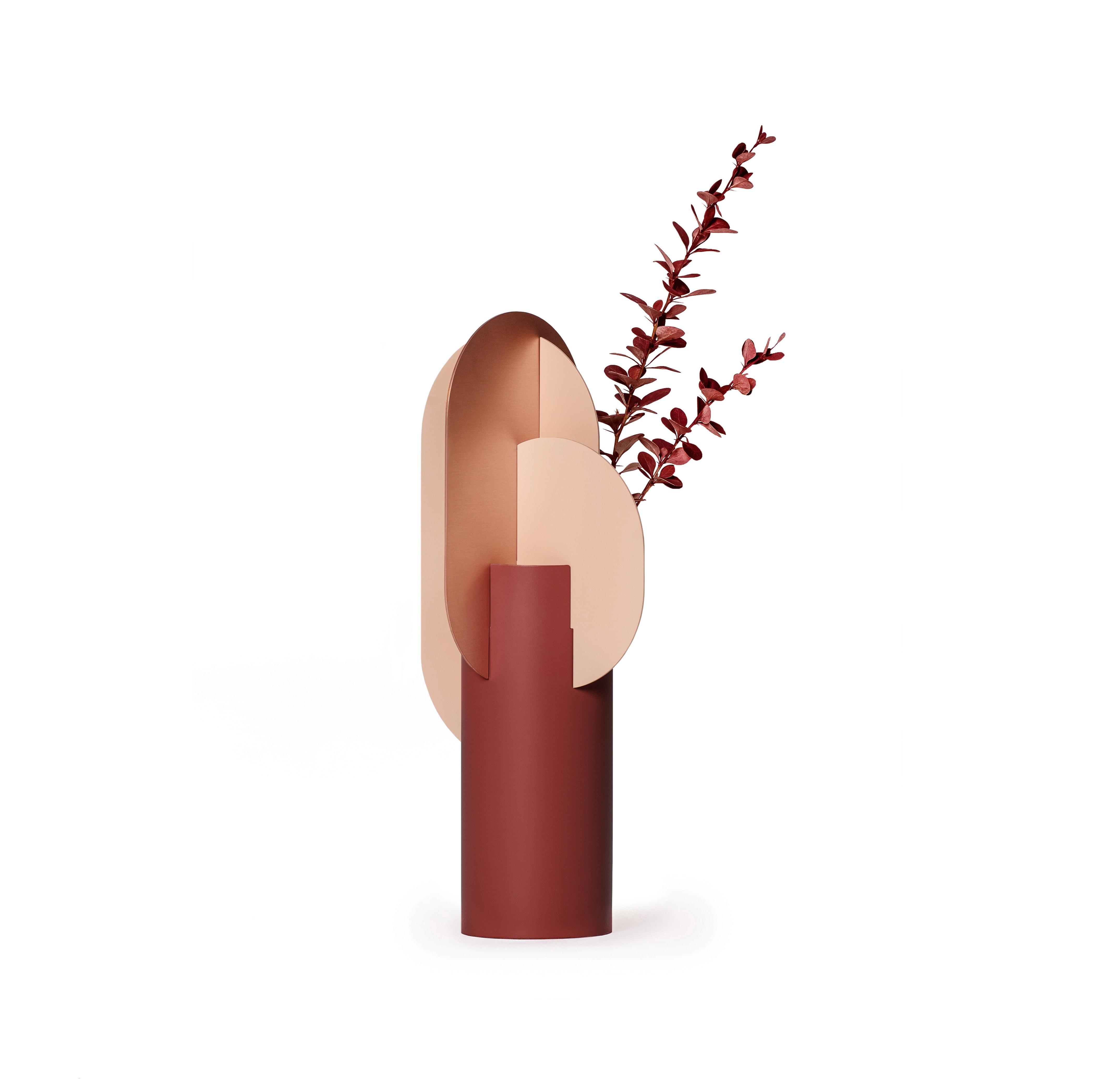 Moderne Vase moderne Ekster CS7 de Noom en cuivre et acier en vente
