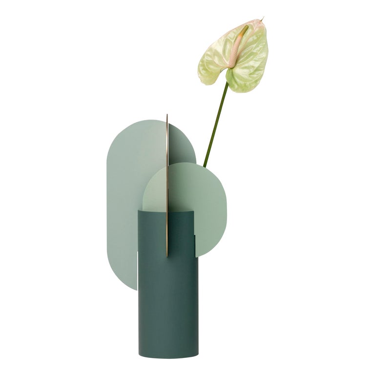 Modern Metal Vase Ekster CS9 by Noom in Brass and Steel For Sale